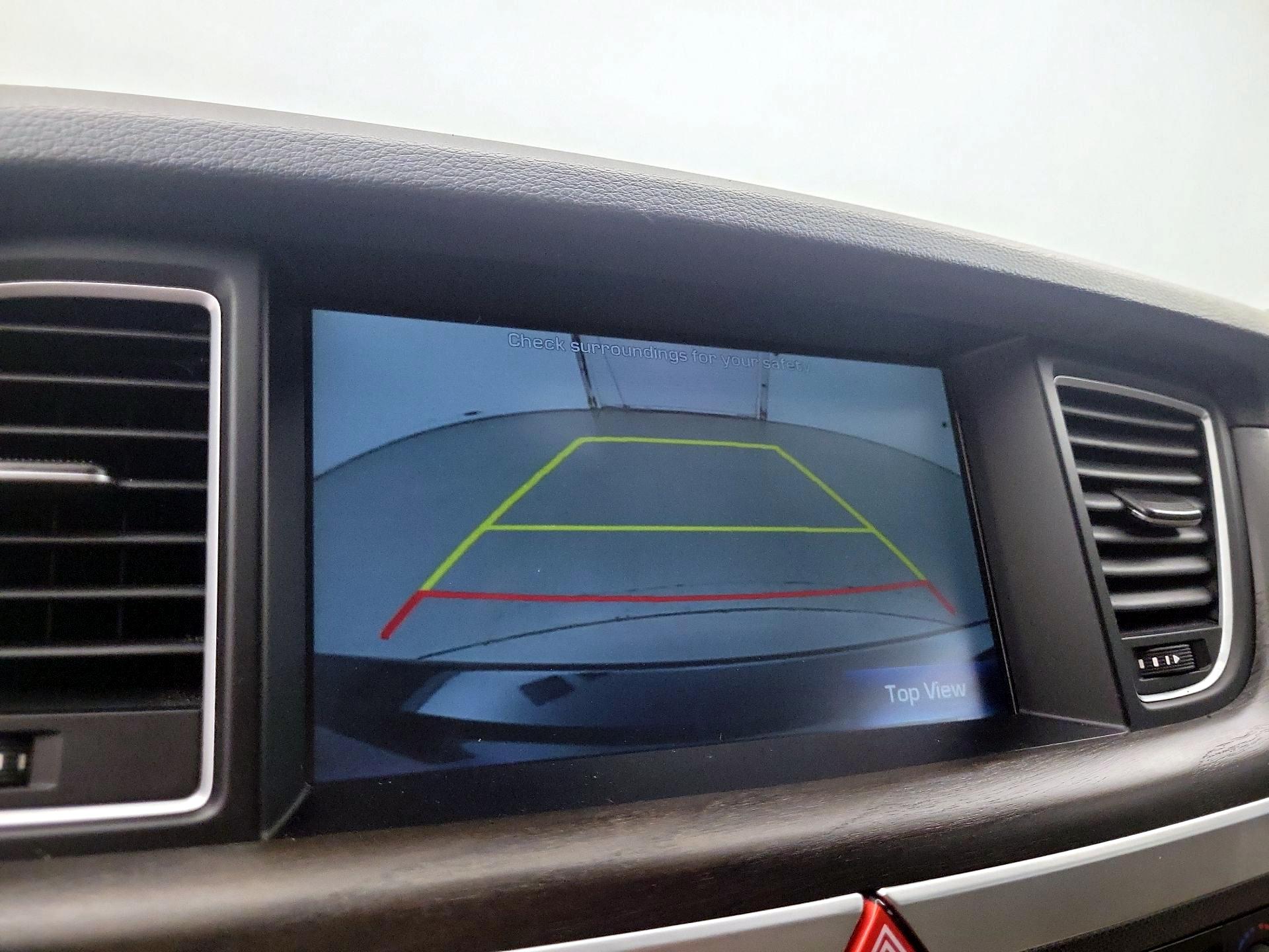 Thumbnail: 2017 Genesis G80 - 15