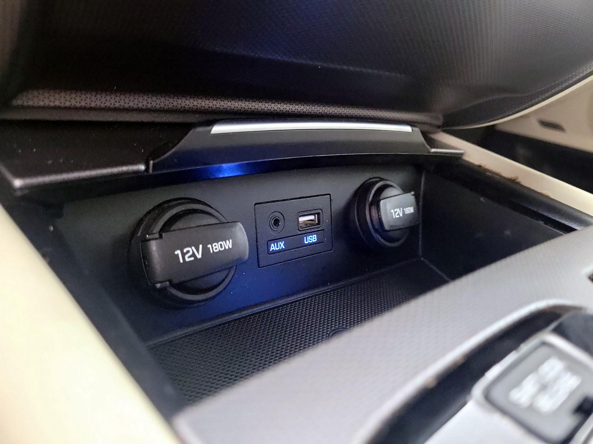 Thumbnail: 2017 Genesis G80 - 19