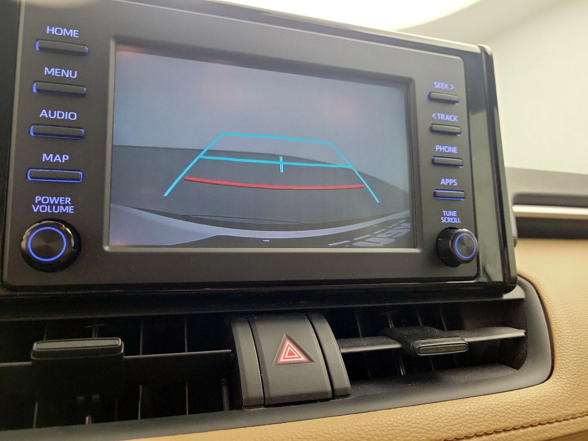 Thumbnail: 2019 Toyota RAV4 - 14