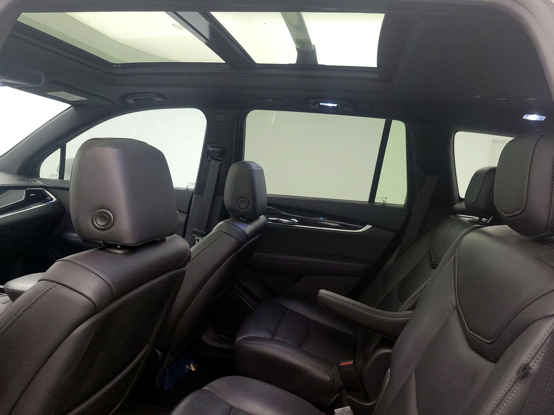 Thumbnail: 2020 Cadillac XT6 - 19