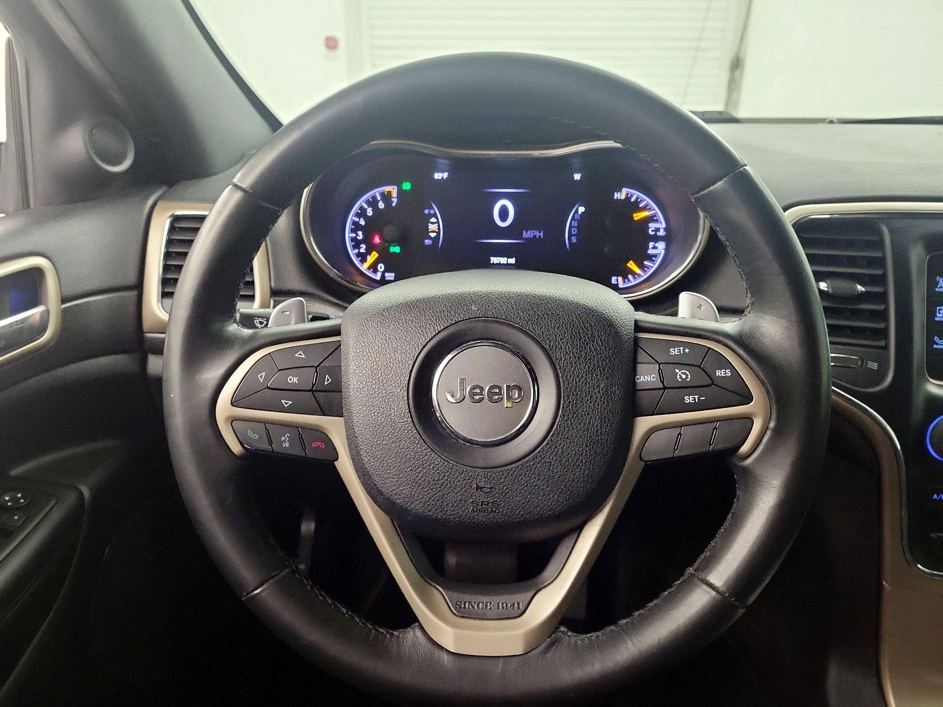 Thumbnail: 2015 Jeep Grand Cherokee - 10