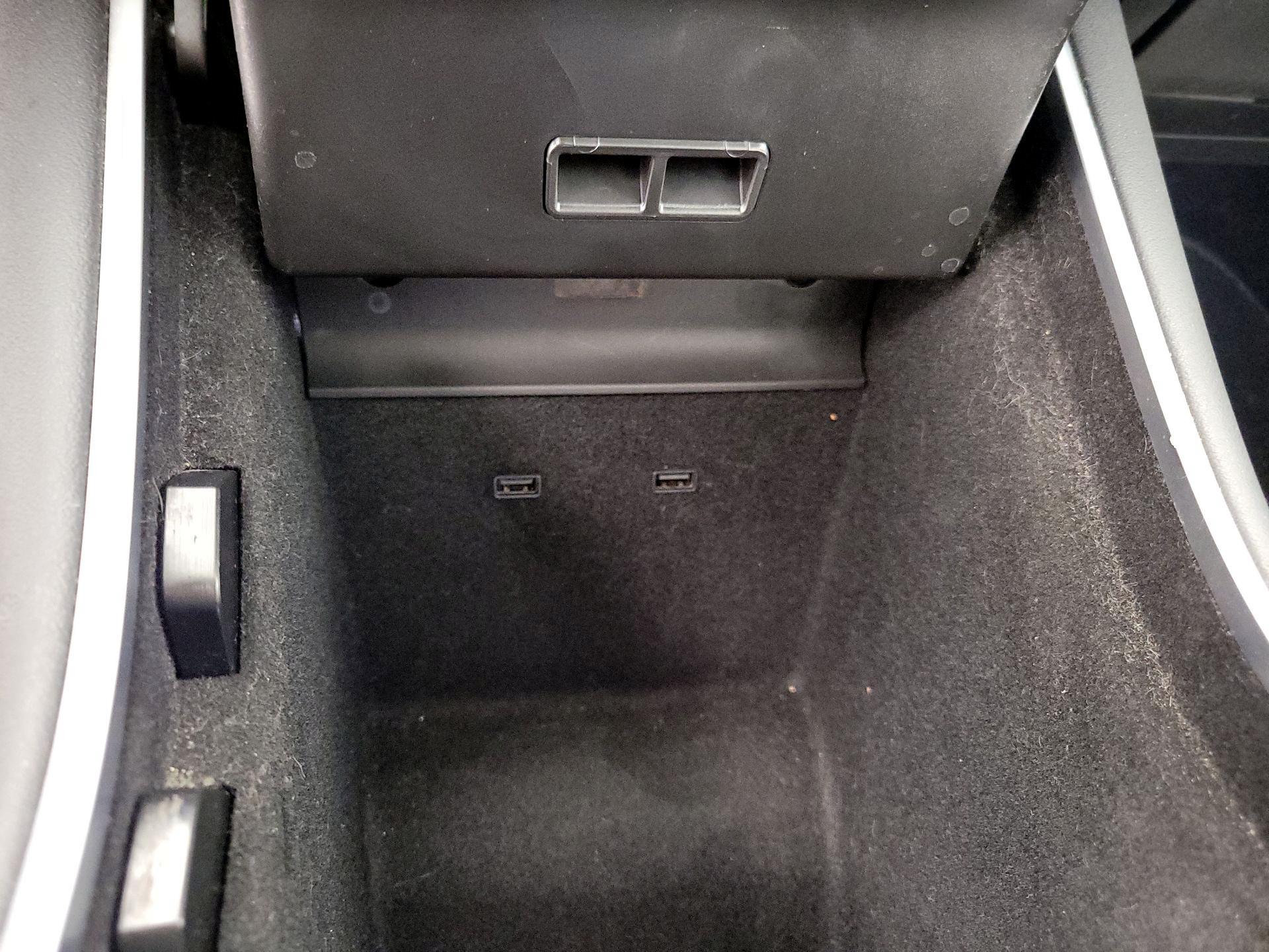 Thumbnail: 2020 Tesla Model 3 - 18