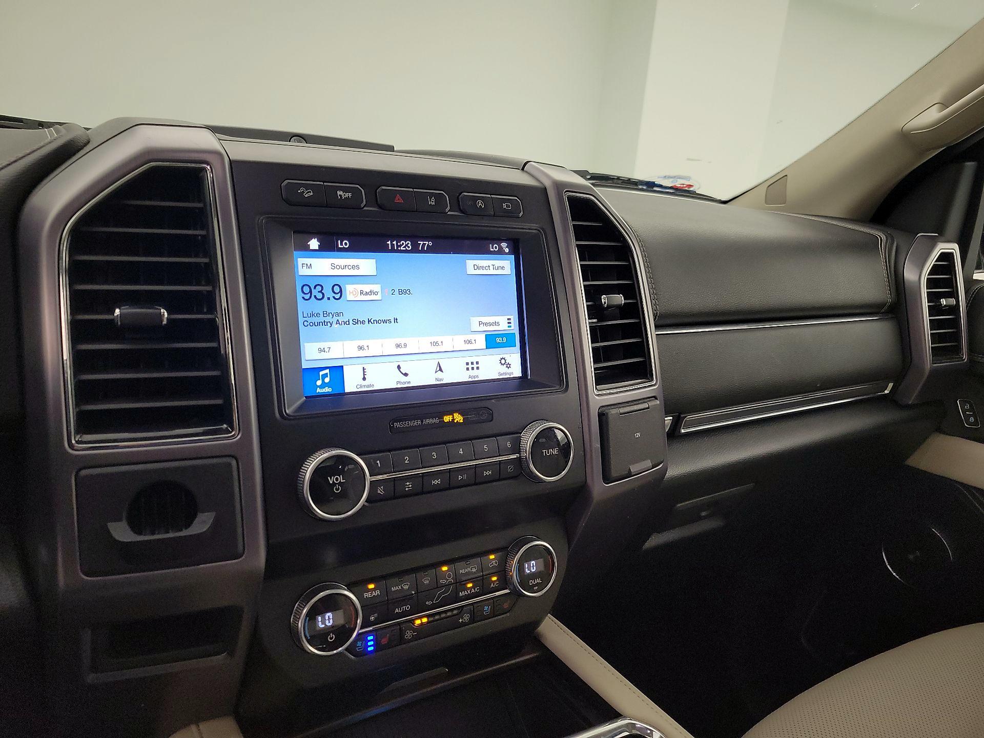 Thumbnail: 2019 Ford Expedition - 16