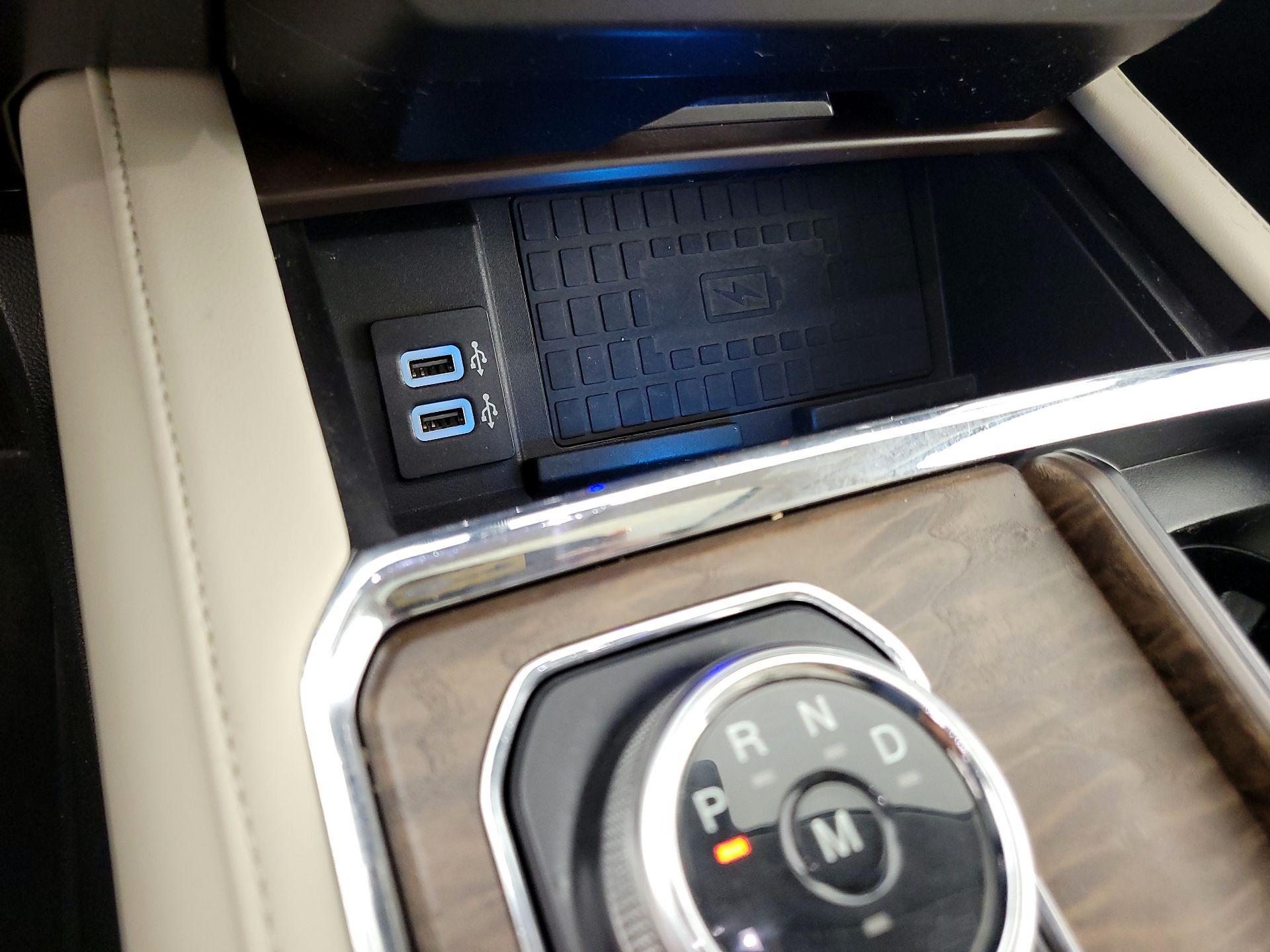 Thumbnail: 2019 Ford Expedition - 19