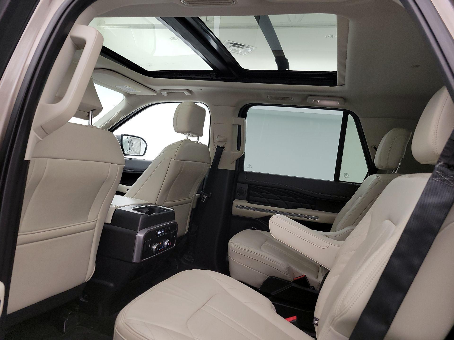 Thumbnail: 2019 Ford Expedition - 20