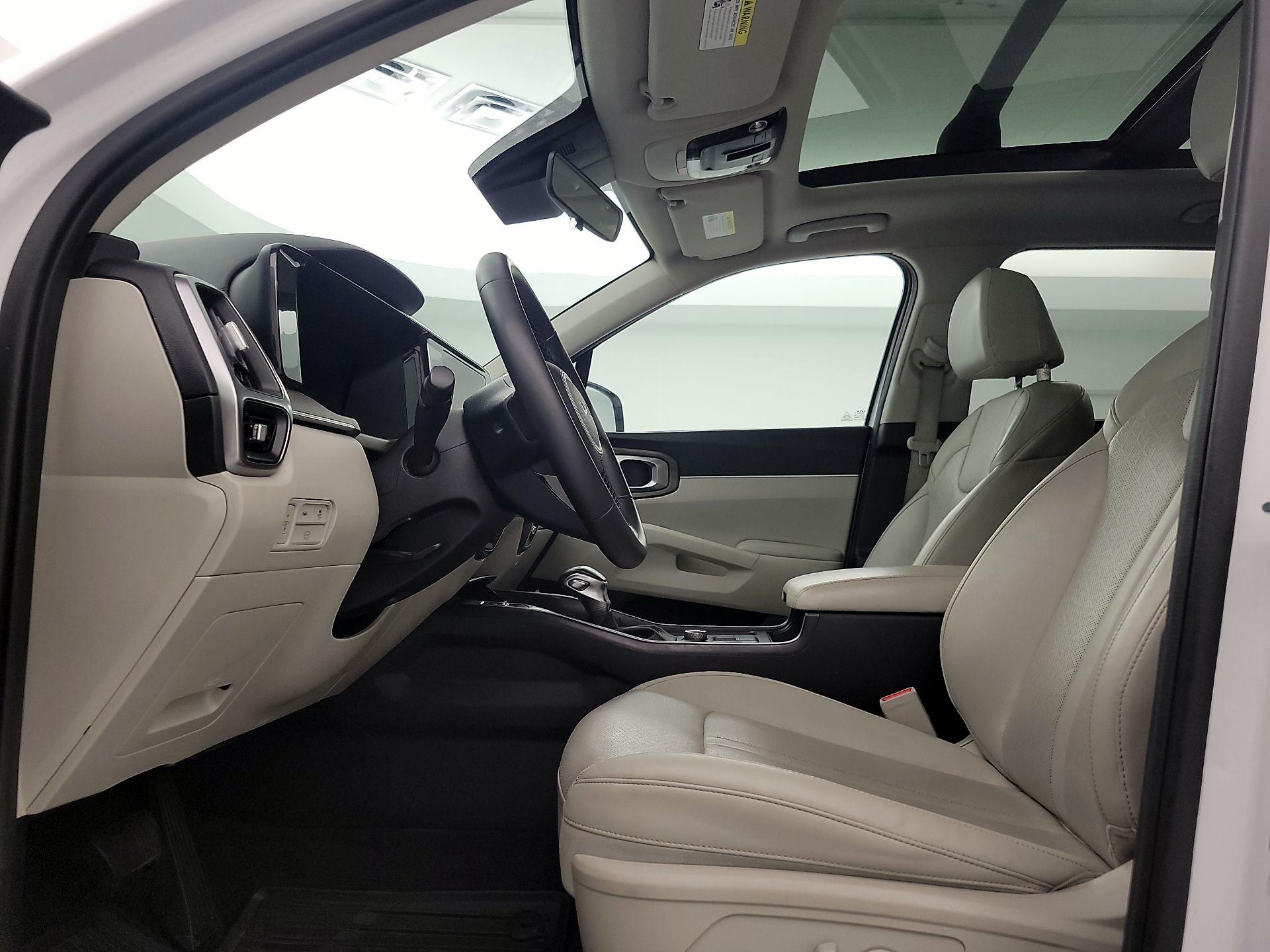 Thumbnail: 2022 Kia Sorento - 20