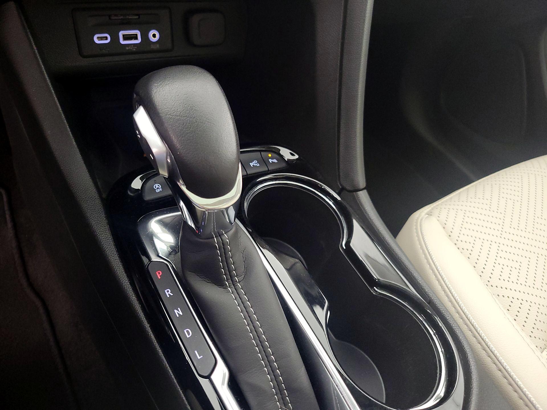 Thumbnail: 2022 Buick Encore GX - 18