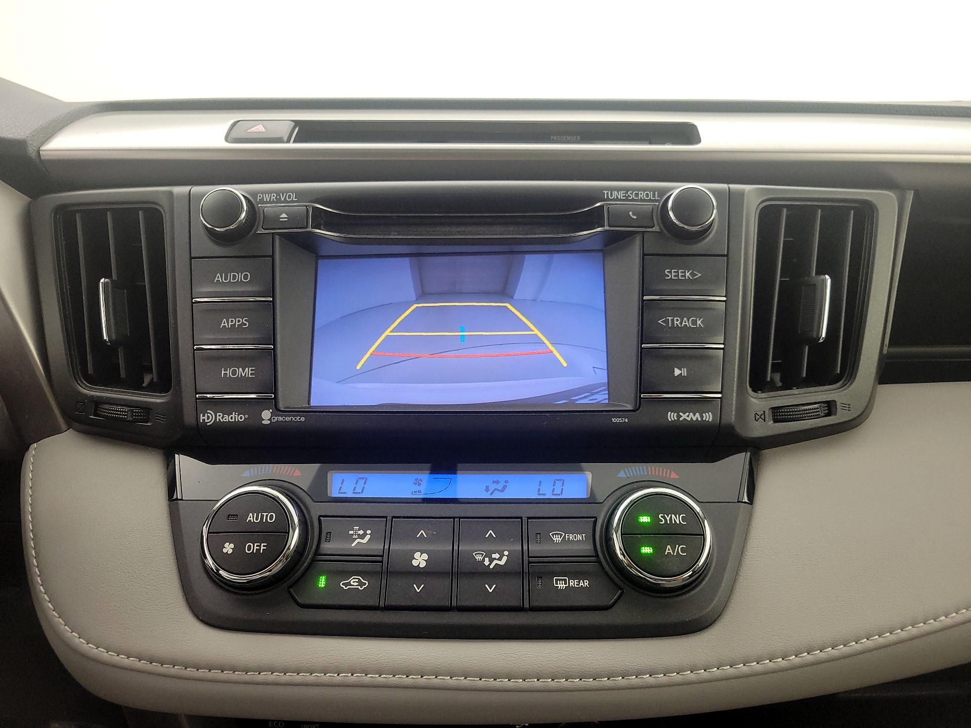 Thumbnail: 2016 Toyota RAV4 - 14