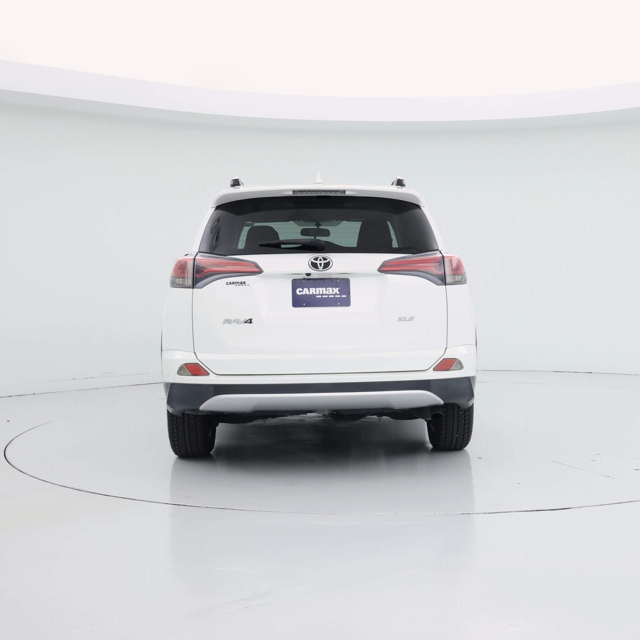 Thumbnail: 2016 Toyota RAV4 - 6