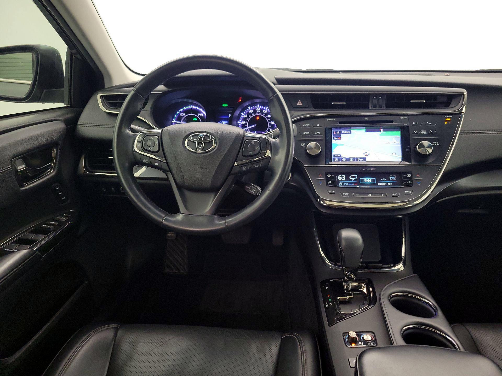 Thumbnail: 2017 Toyota Avalon - 10