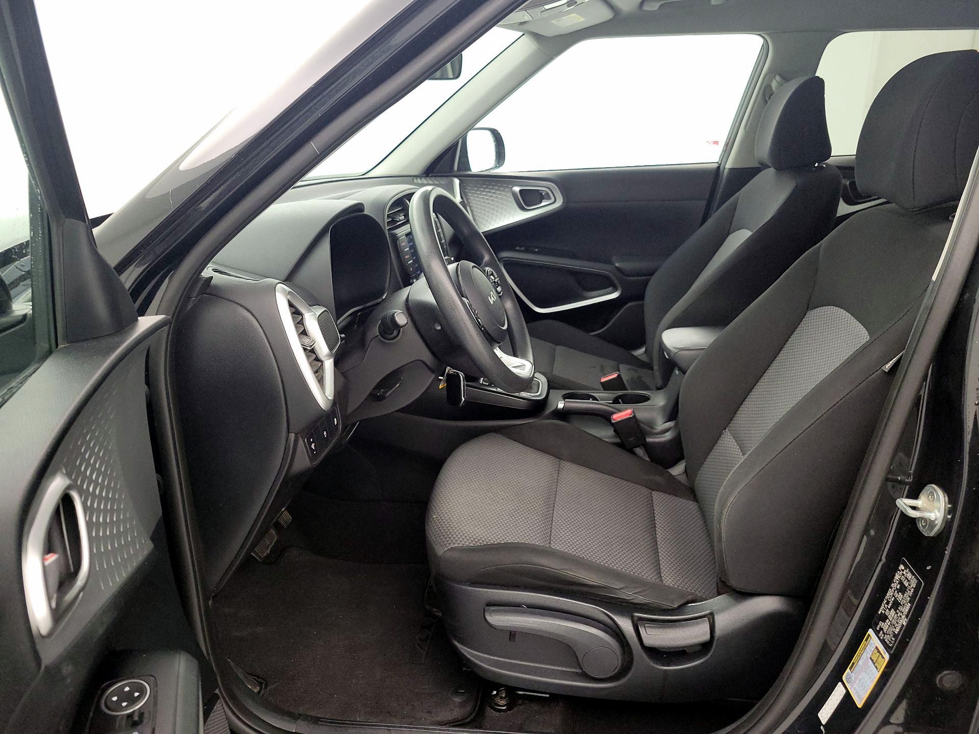 Thumbnail: 2022 Kia Soul - 11