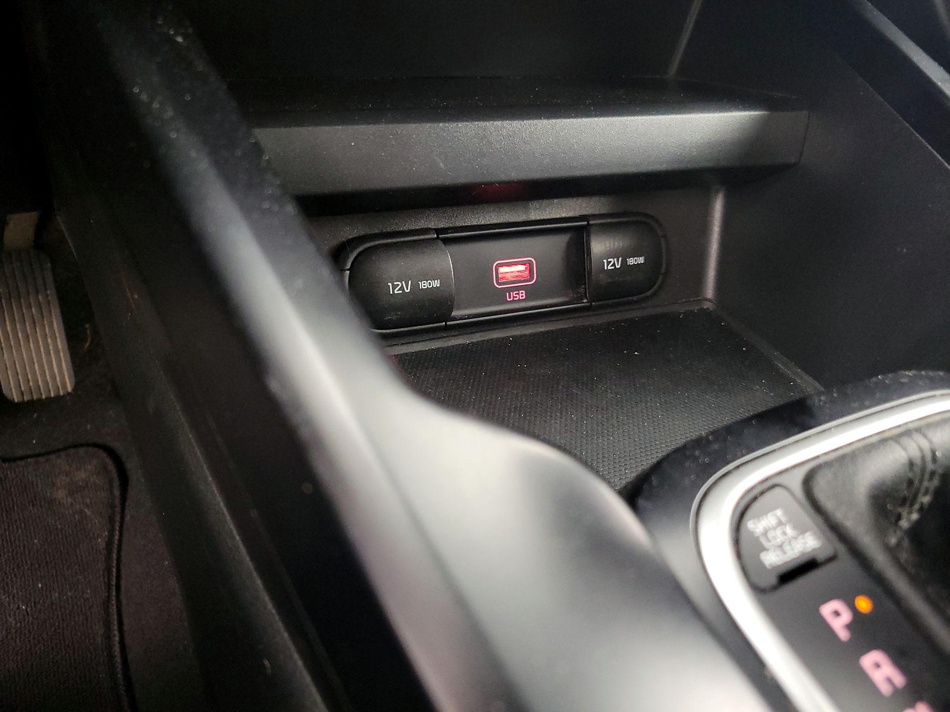 Thumbnail: 2022 Kia Soul - 18