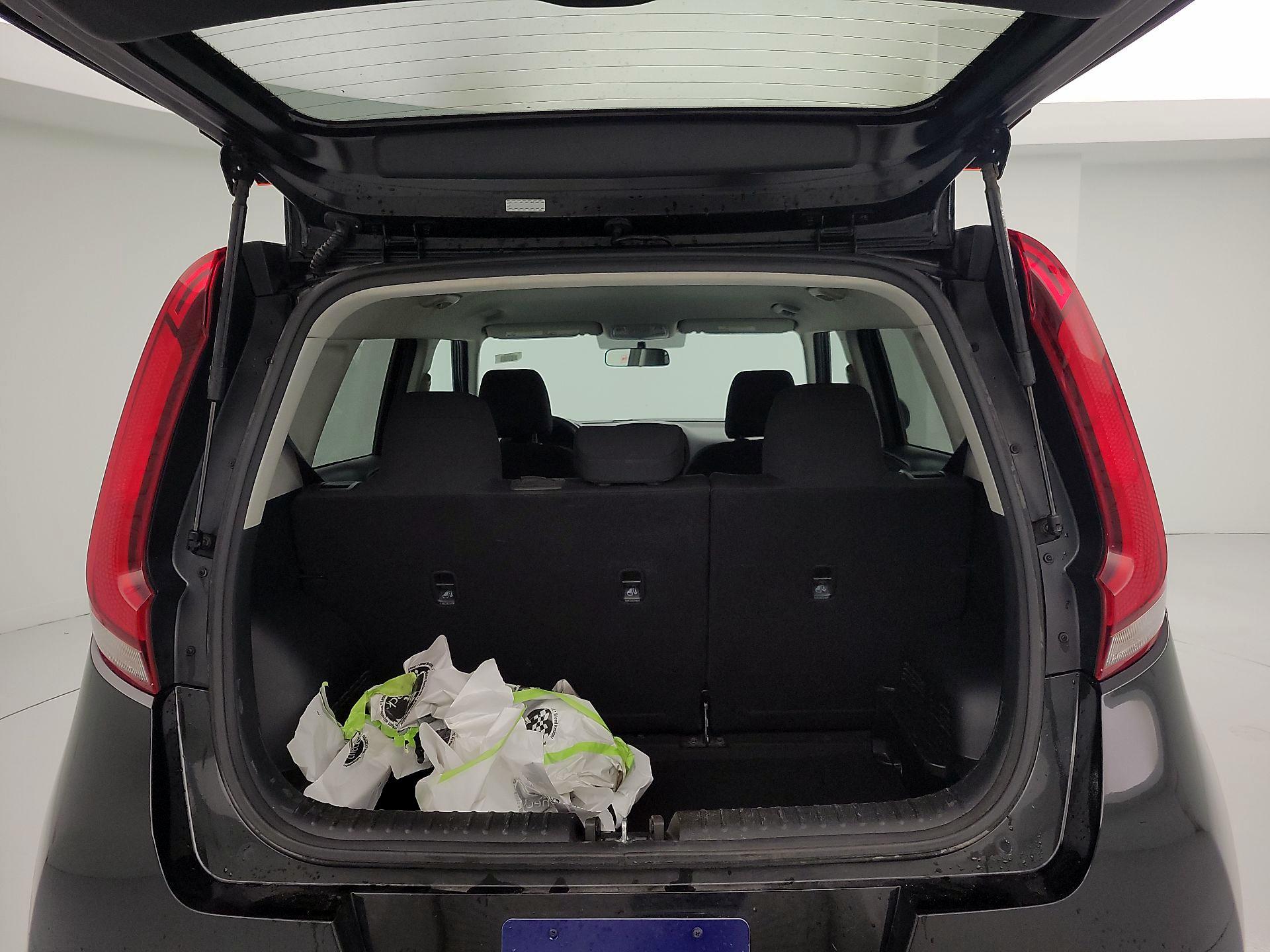 Thumbnail: 2022 Kia Soul - 20