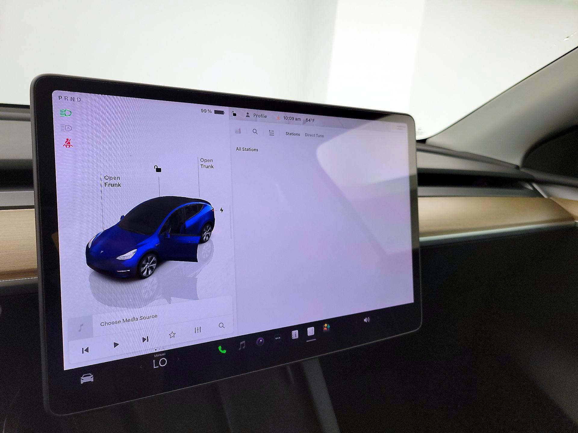 Thumbnail: 2023 Tesla Model Y - 15