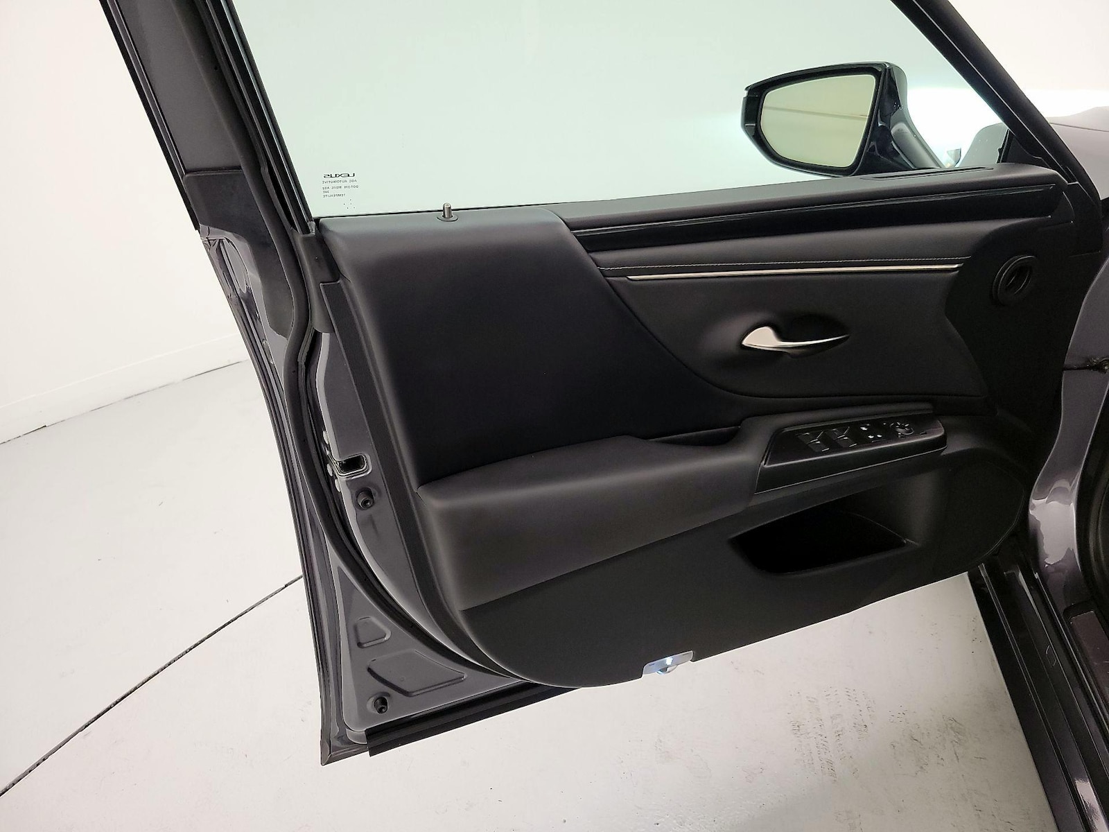 2021 Lexus ES 350 - Photo 13