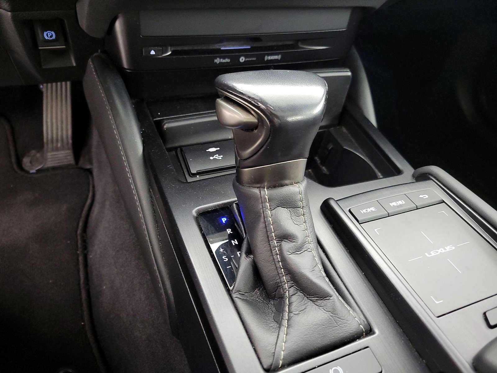 2021 Lexus ES 350 - Photo 18