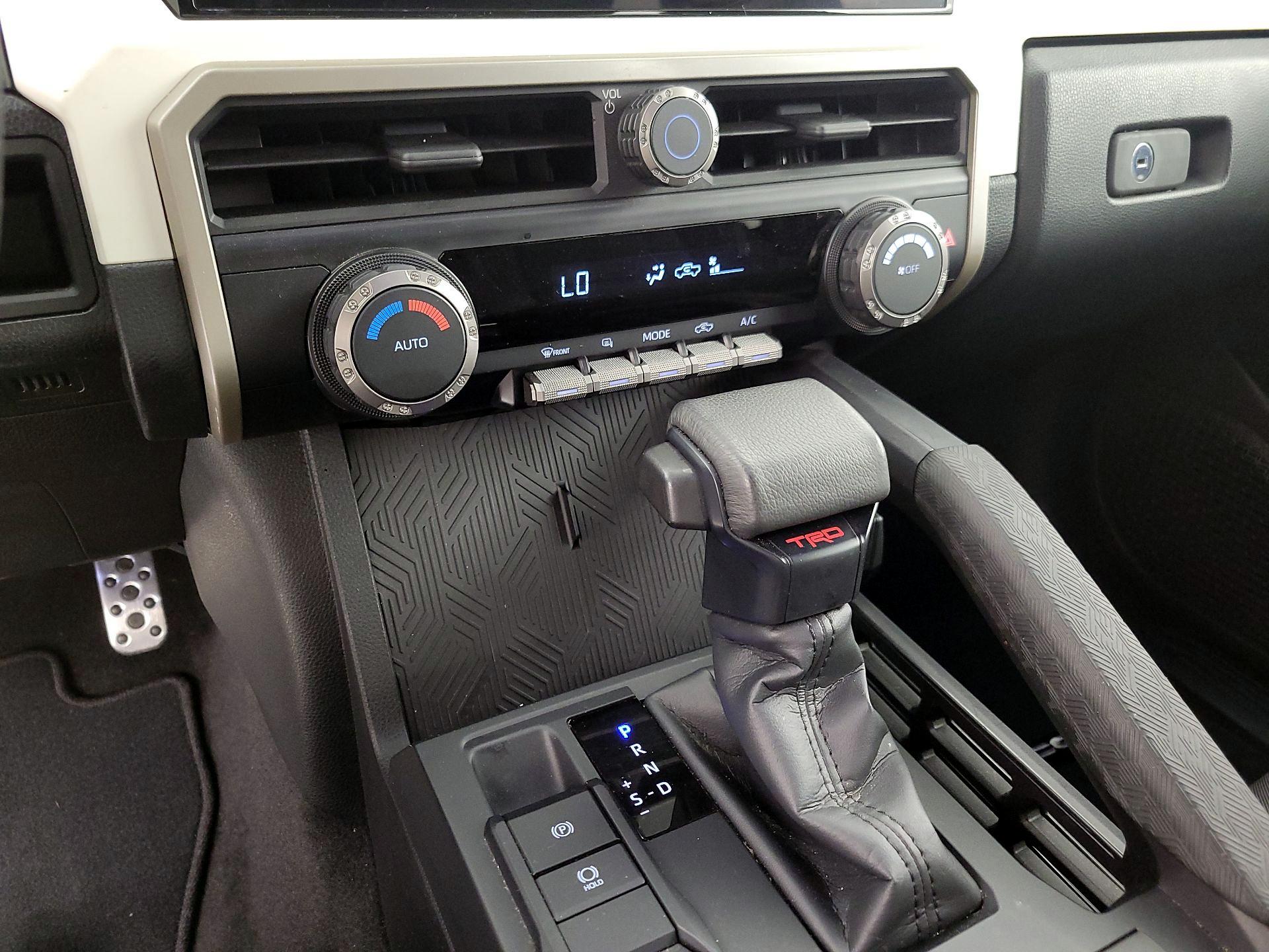 Thumbnail: 2024 Toyota Tacoma - 16