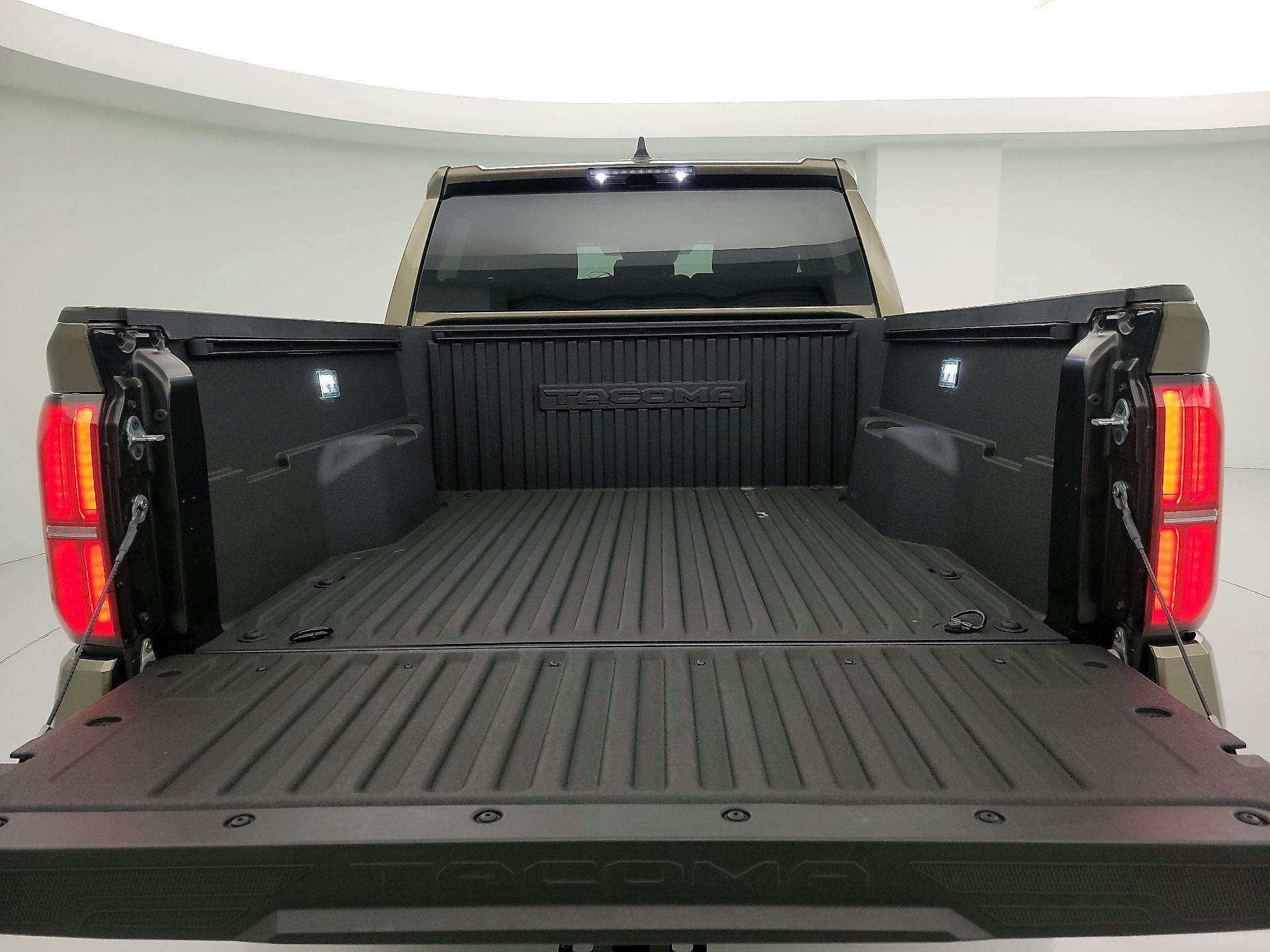 Thumbnail: 2024 Toyota Tacoma - 20