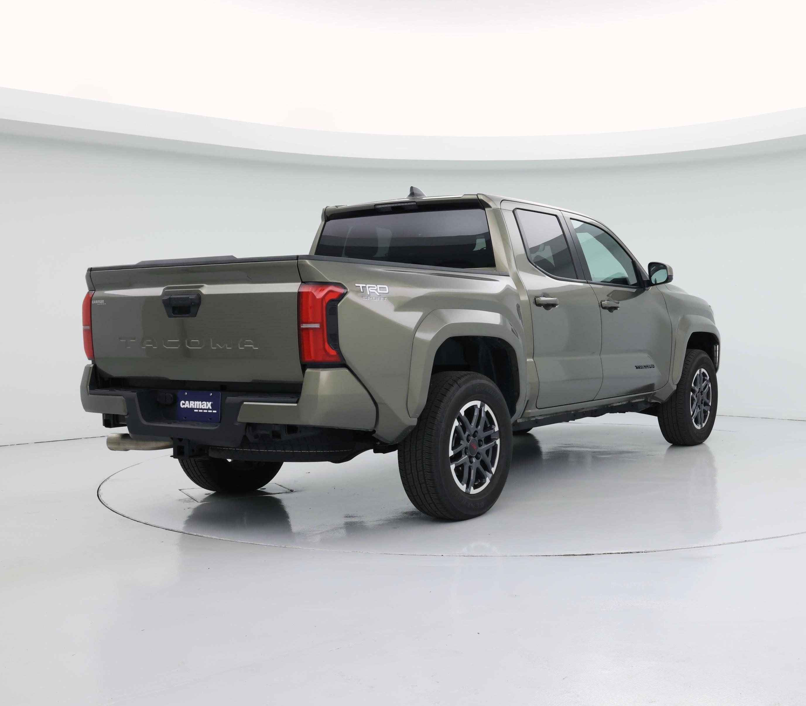 Thumbnail: 2024 Toyota Tacoma - 8