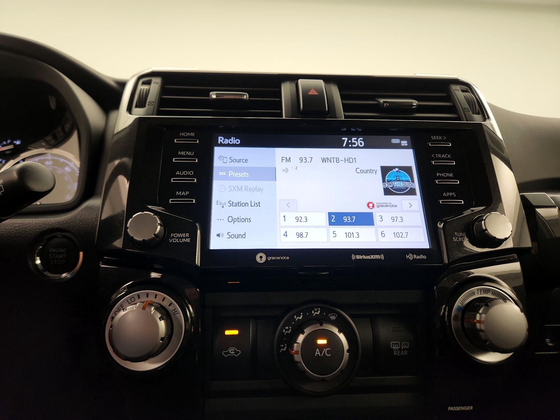 Thumbnail: 2022 Toyota 4Runner - 16