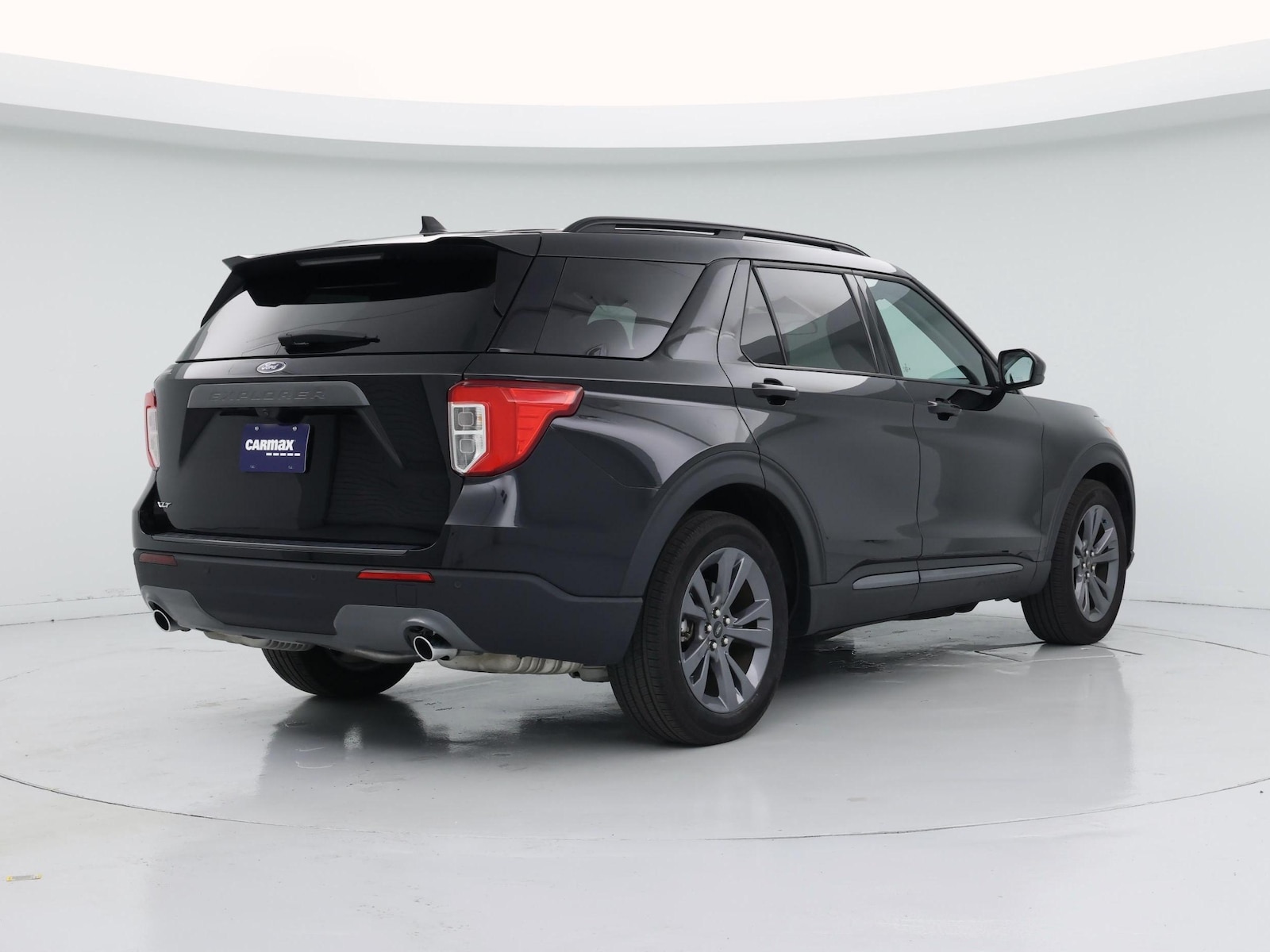 2024 Ford Explorer XLT - Photo 9