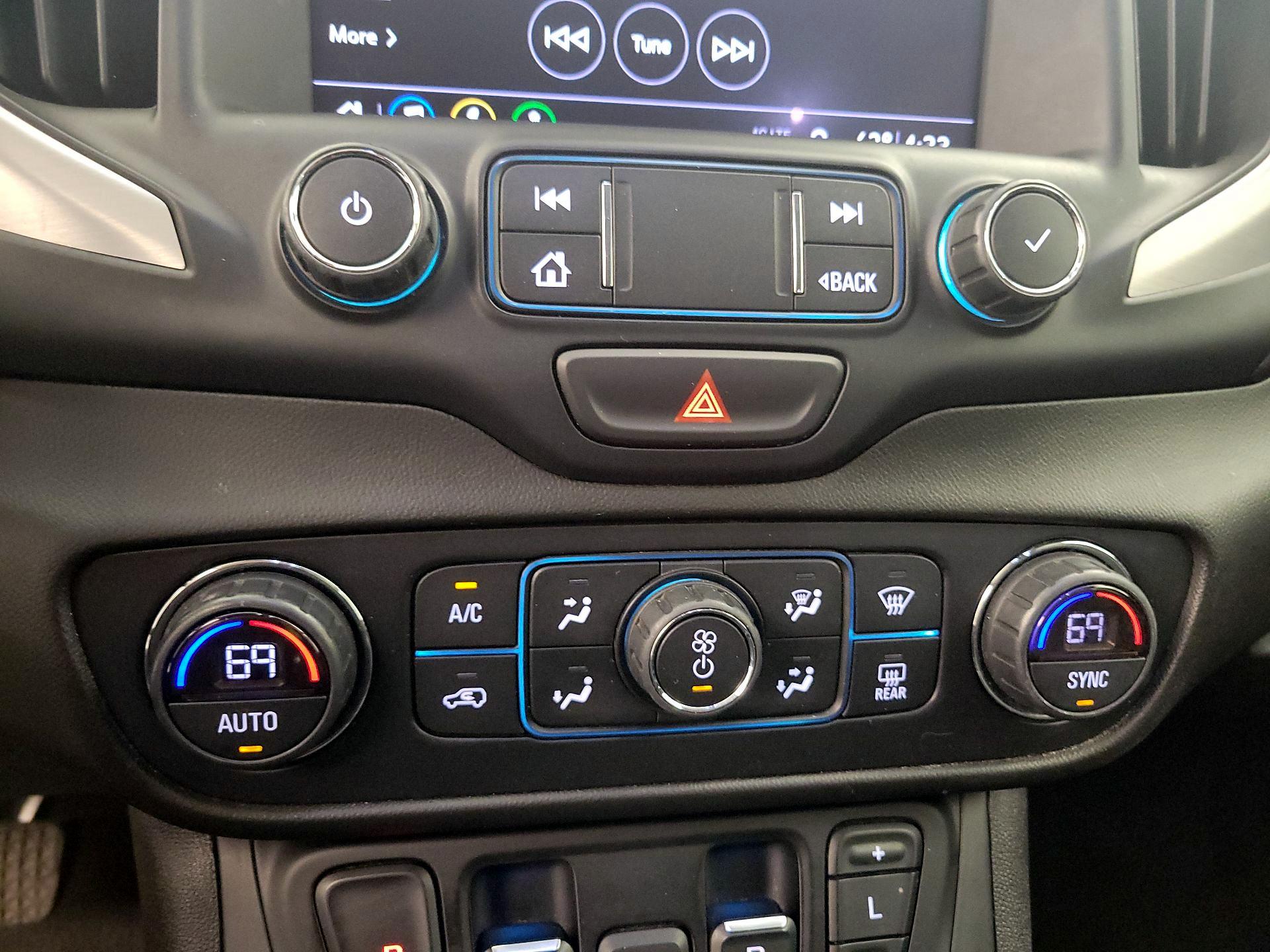 Thumbnail: 2020 GMC Terrain - 16