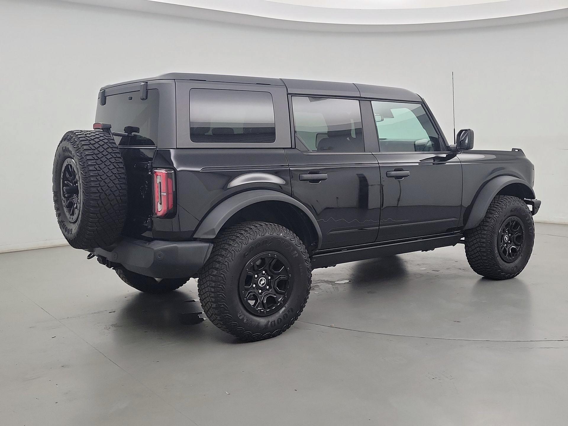 Thumbnail: 2023 Ford Bronco - 5