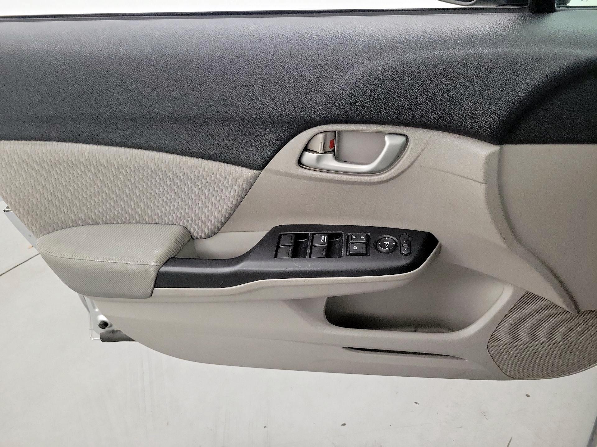 Thumbnail: 2014 Honda Civic - 12