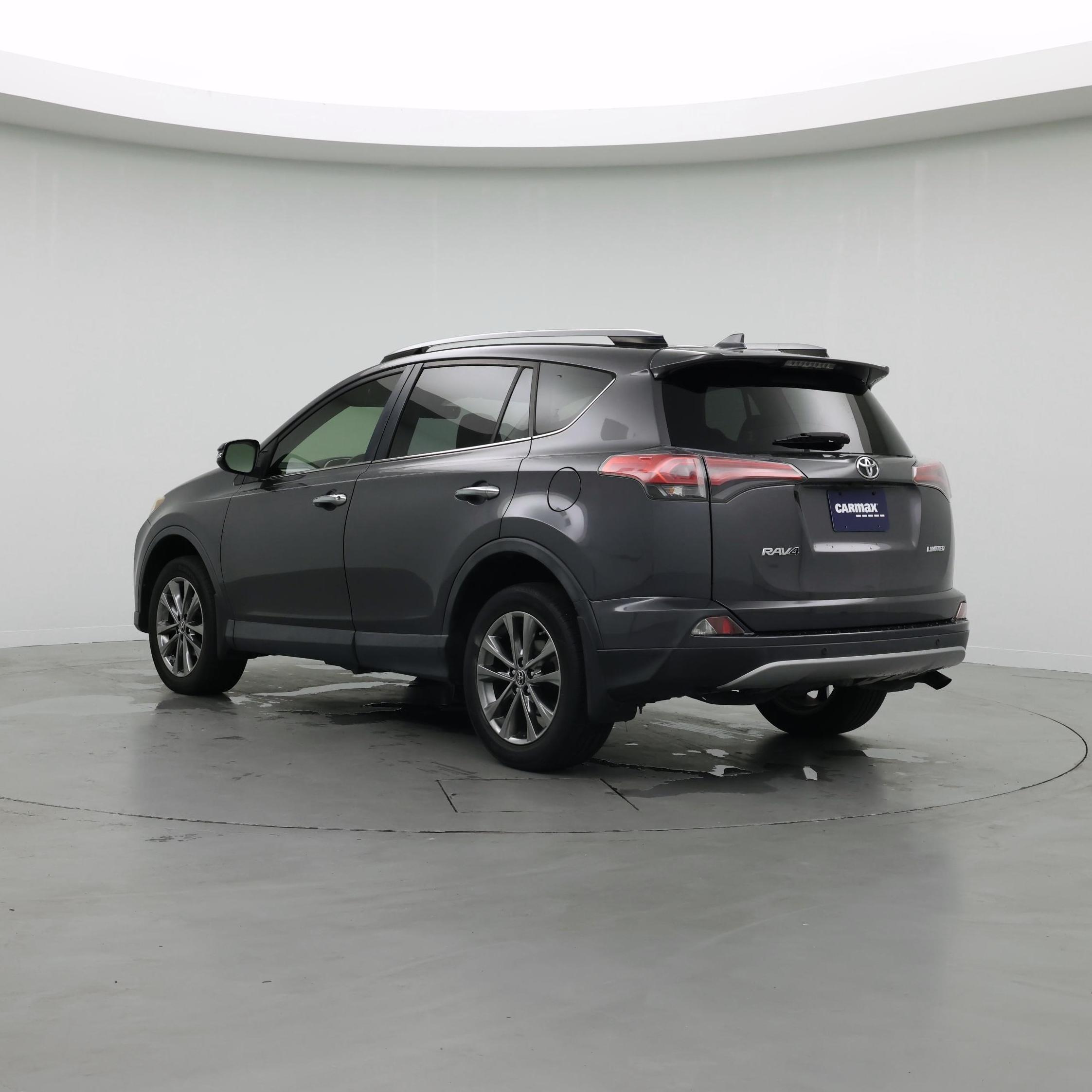 Thumbnail: 2018 Toyota RAV4 - 2