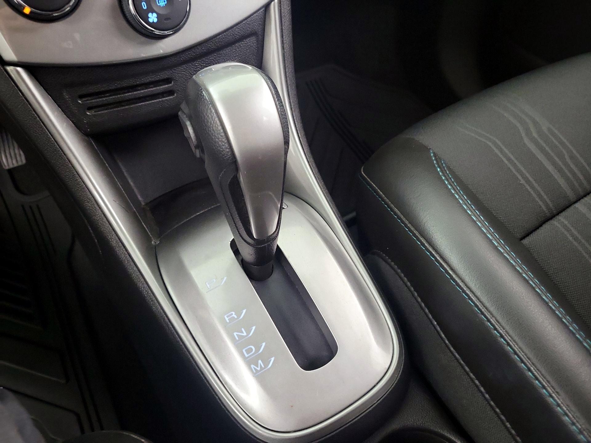 Thumbnail: 2016 Chevrolet Trax - 15