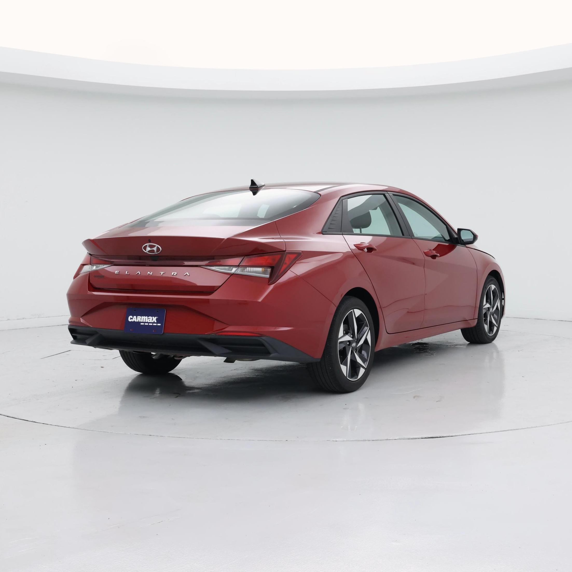 Thumbnail: 2023 Hyundai Elantra - 8