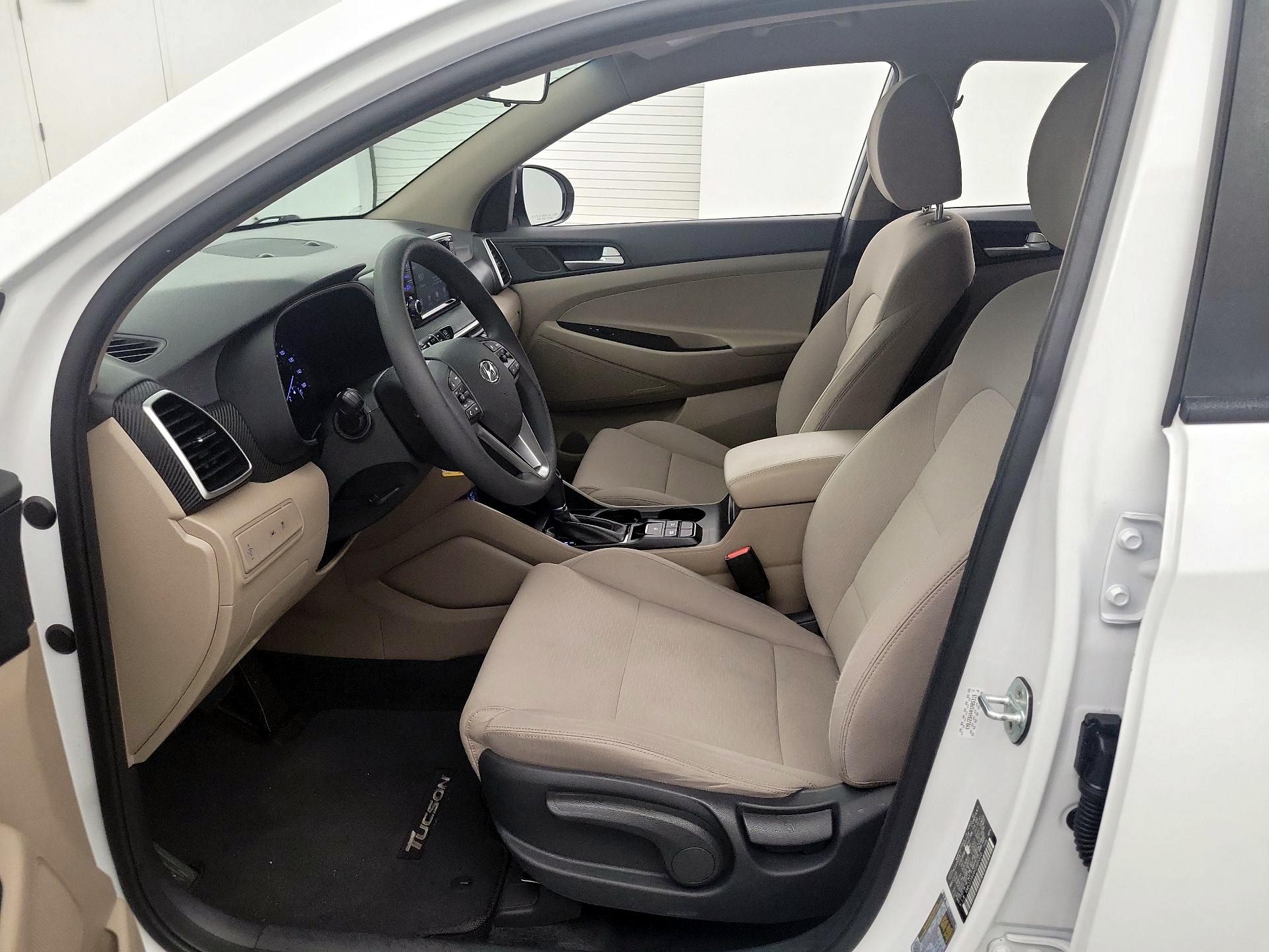 Thumbnail: 2019 Hyundai Tucson - 9