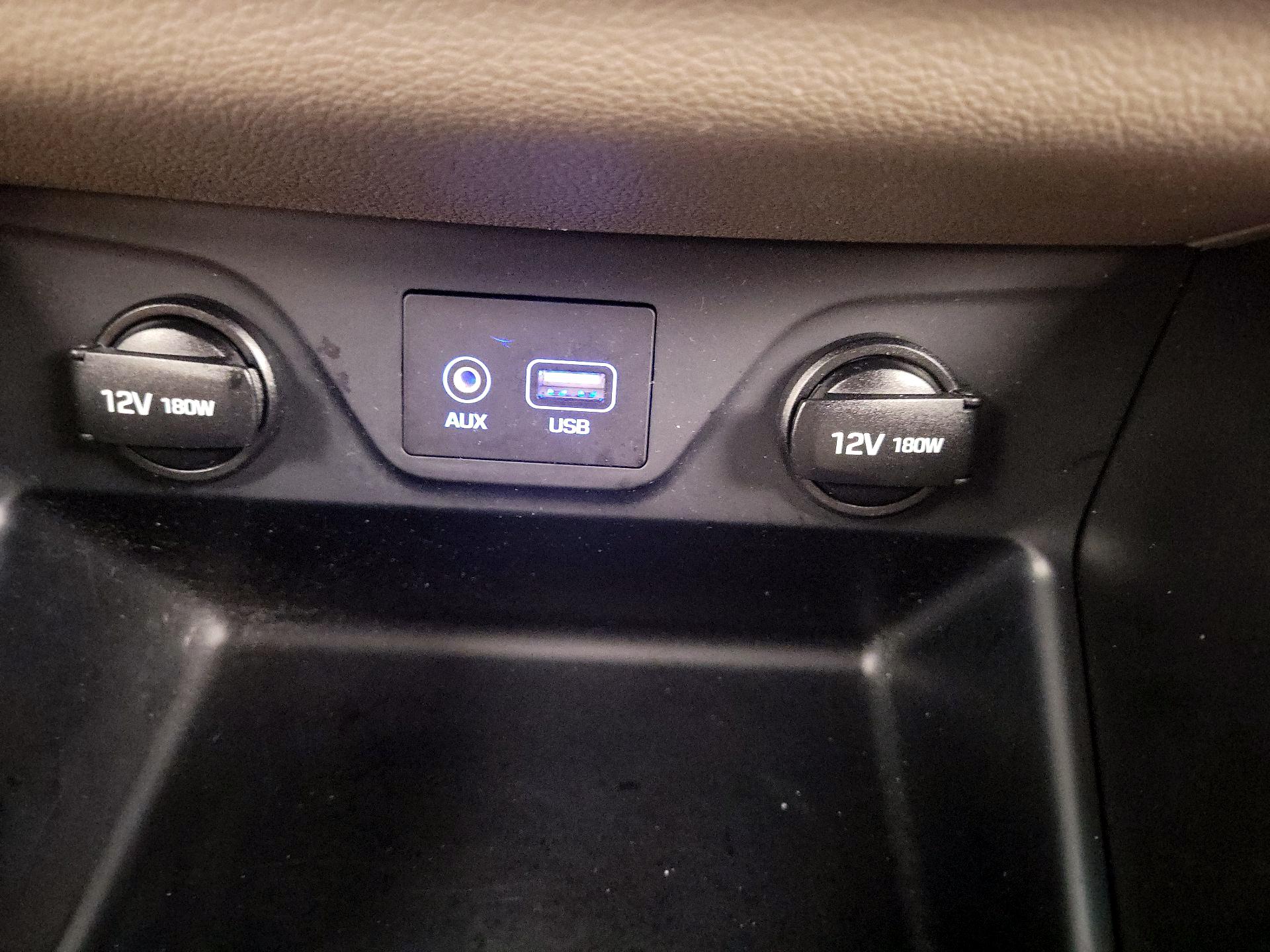 Thumbnail: 2019 Hyundai Tucson - 16