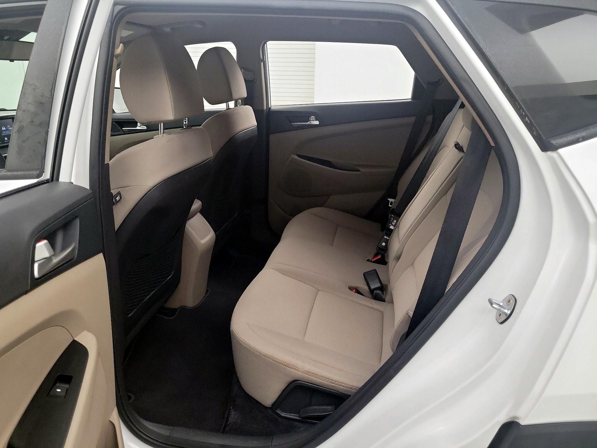 Thumbnail: 2019 Hyundai Tucson - 17