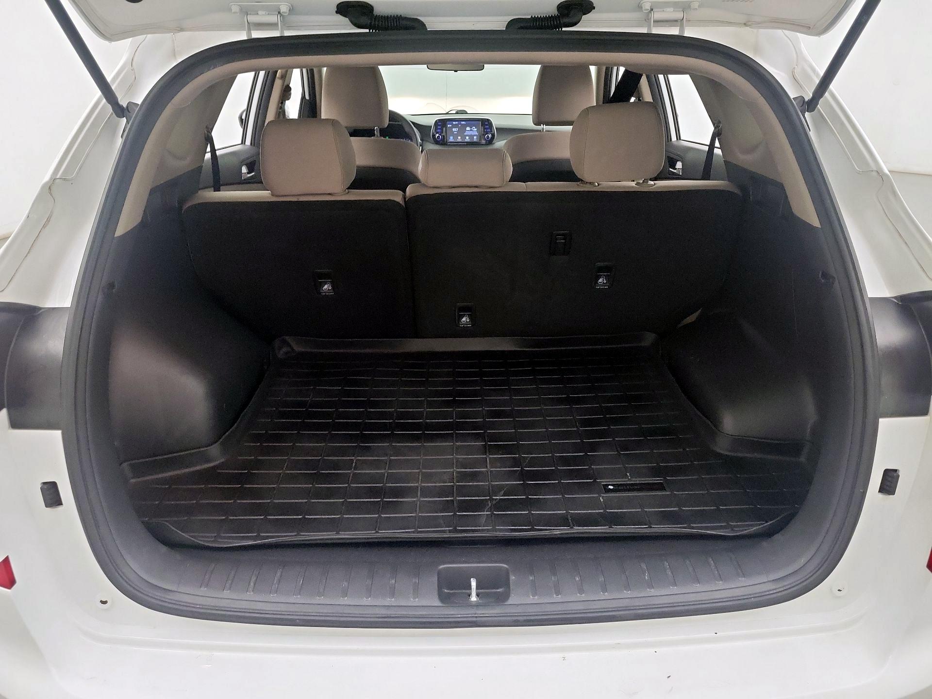 Thumbnail: 2019 Hyundai Tucson - 18