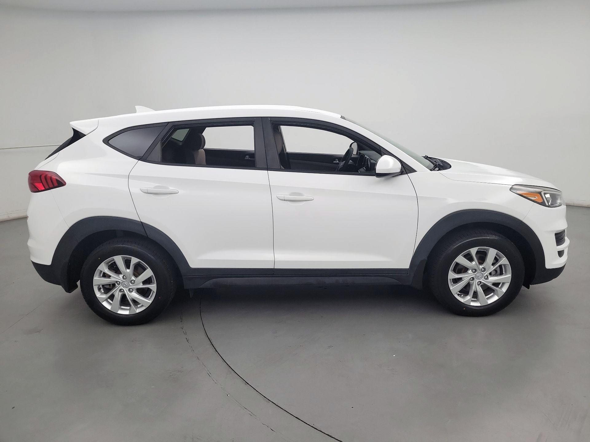 Thumbnail: 2019 Hyundai Tucson - 4
