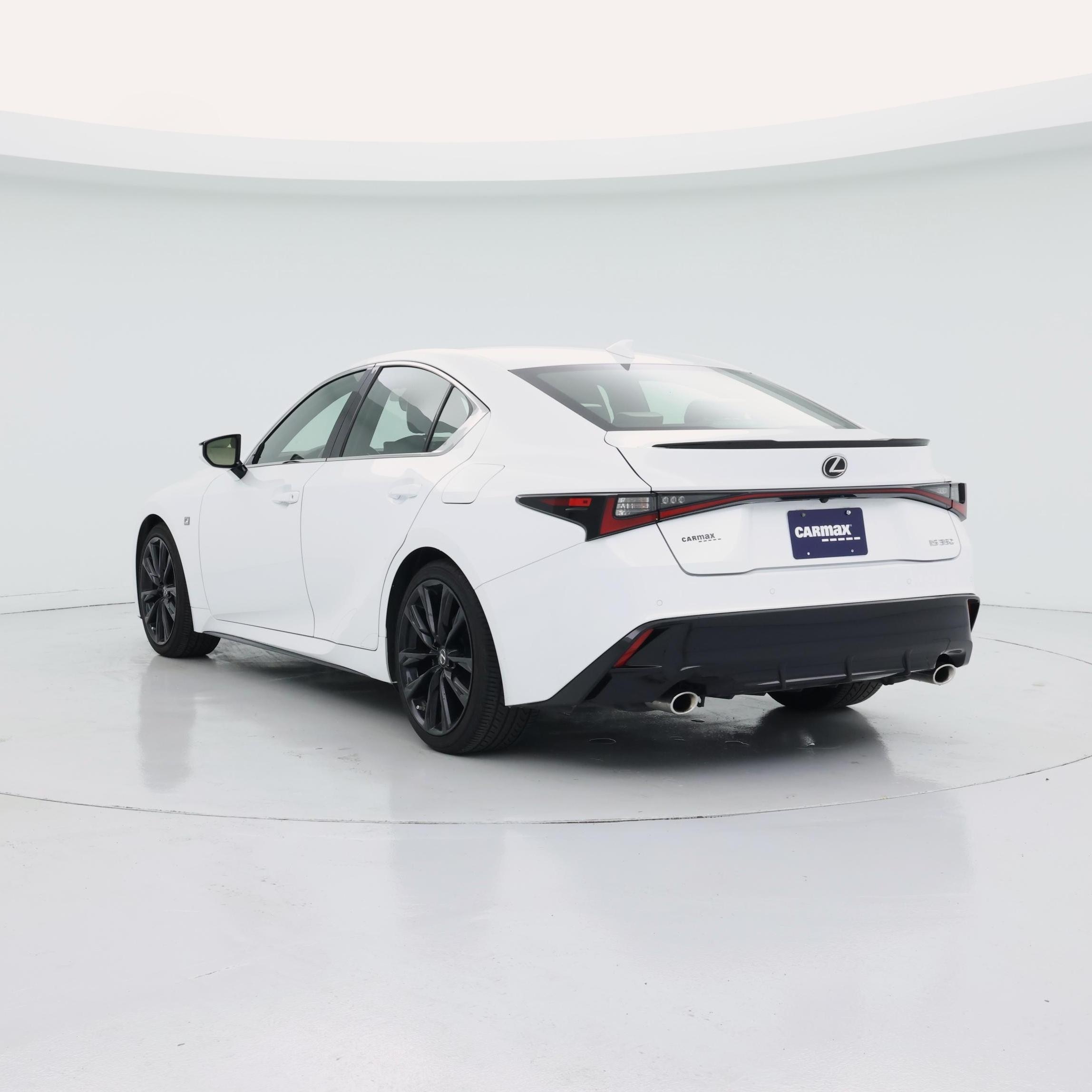 Thumbnail: 2022 Lexus IS - 2