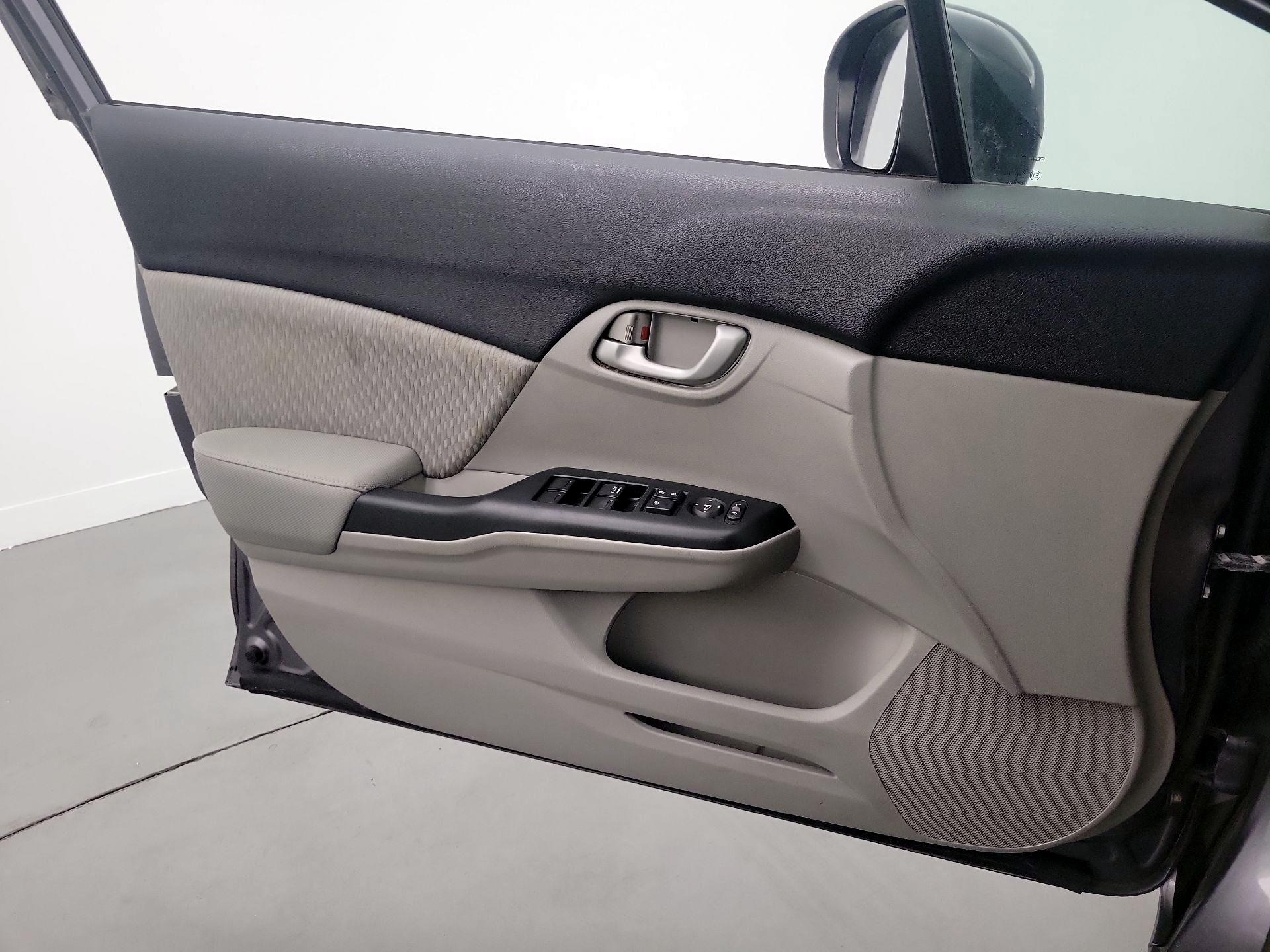 Thumbnail: 2014 Honda Civic - 12