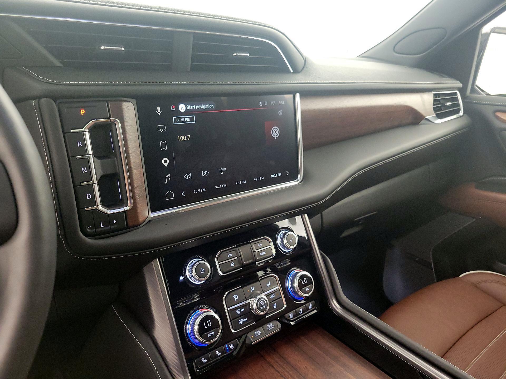 Thumbnail: 2024 GMC Yukon - 16