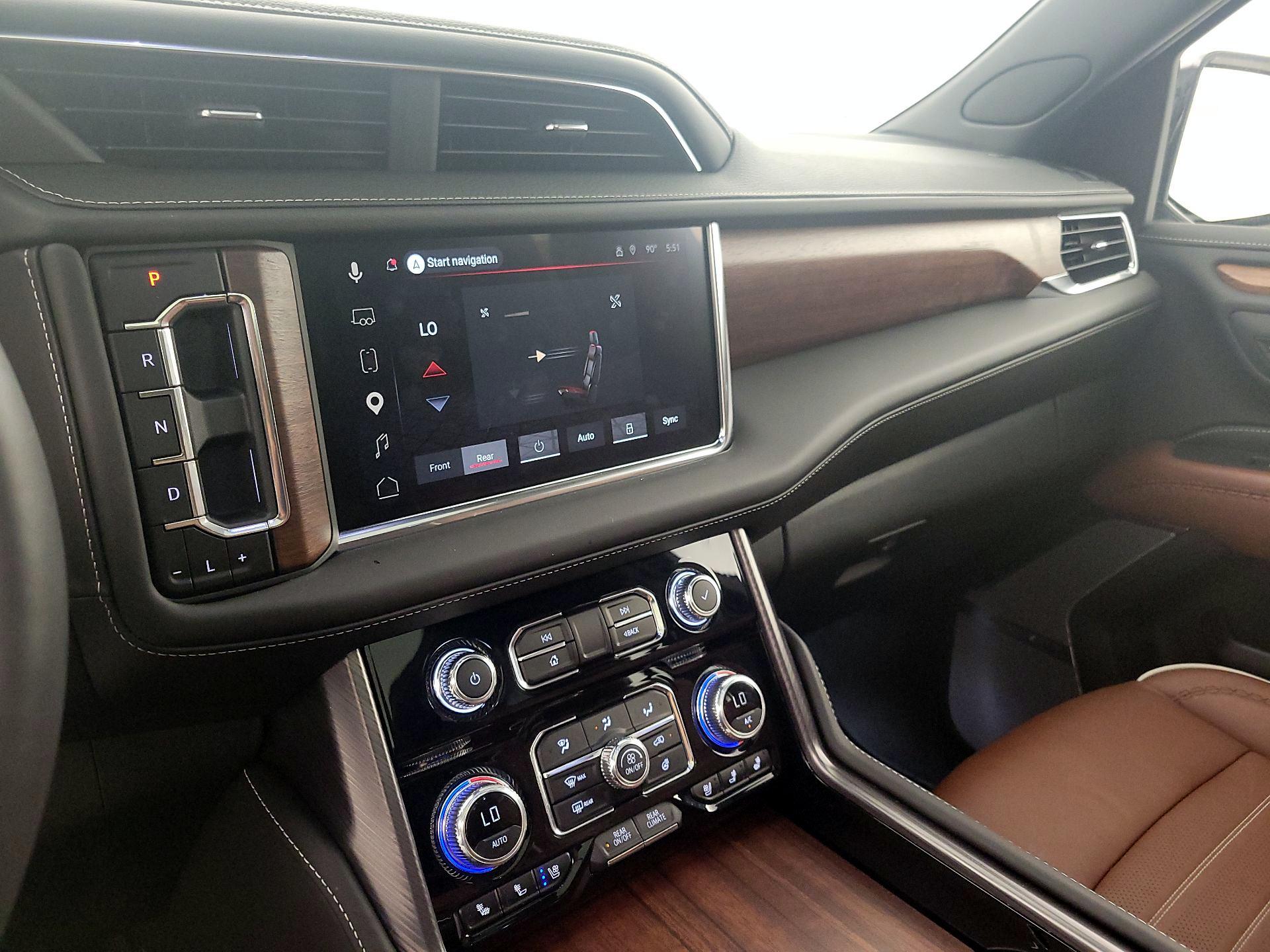 Thumbnail: 2024 GMC Yukon - 17