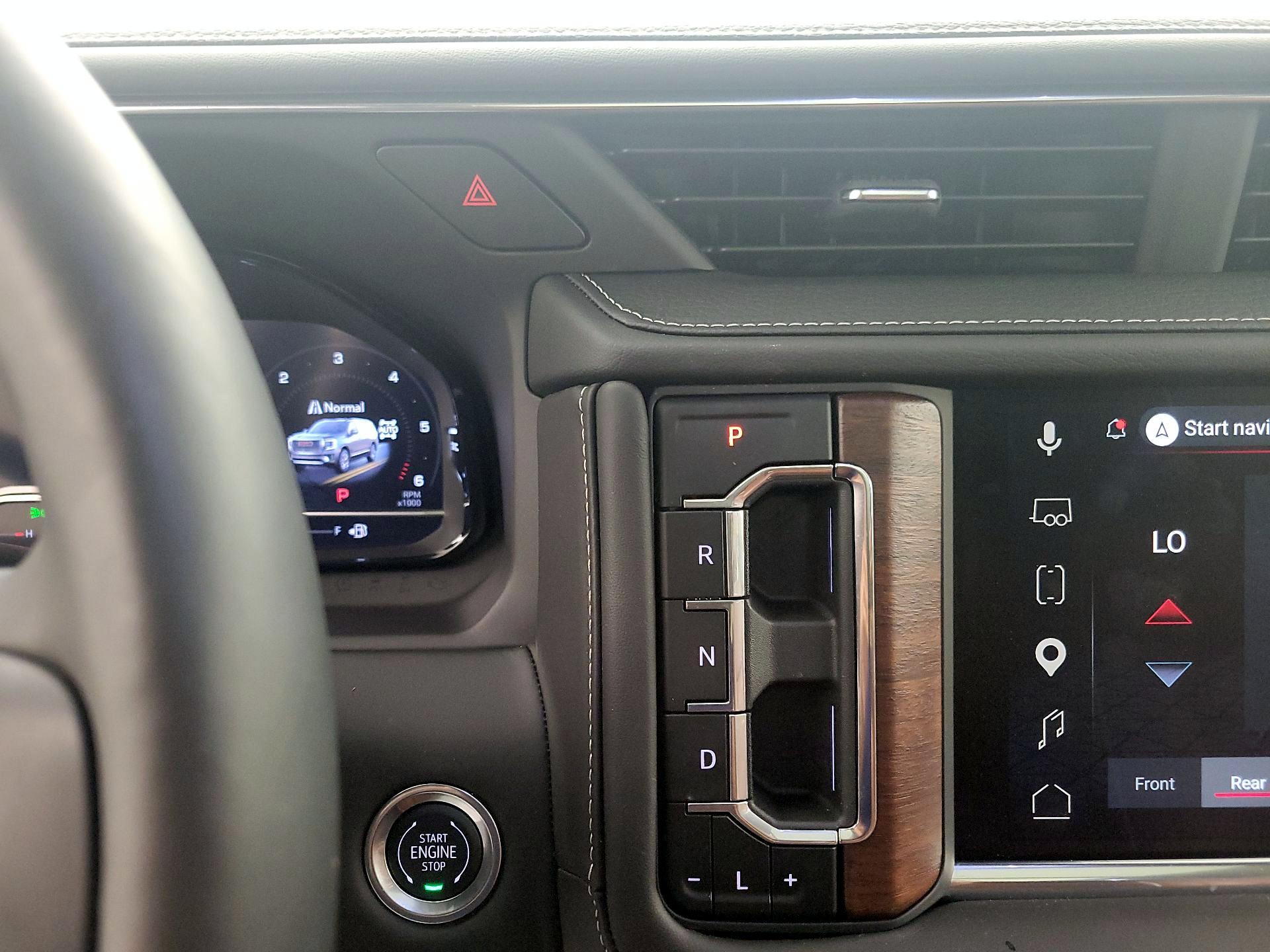 Thumbnail: 2024 GMC Yukon - 18