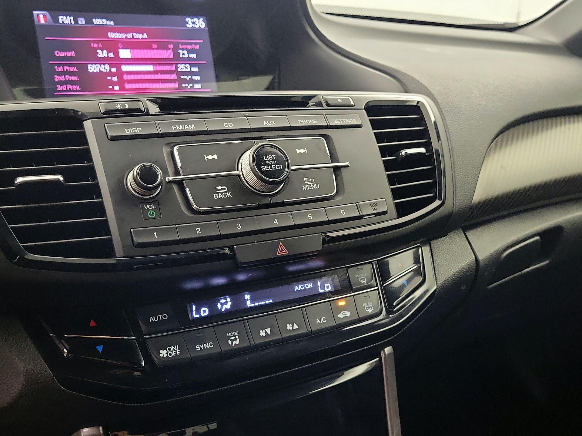 Thumbnail: 2016 Honda Accord - 14