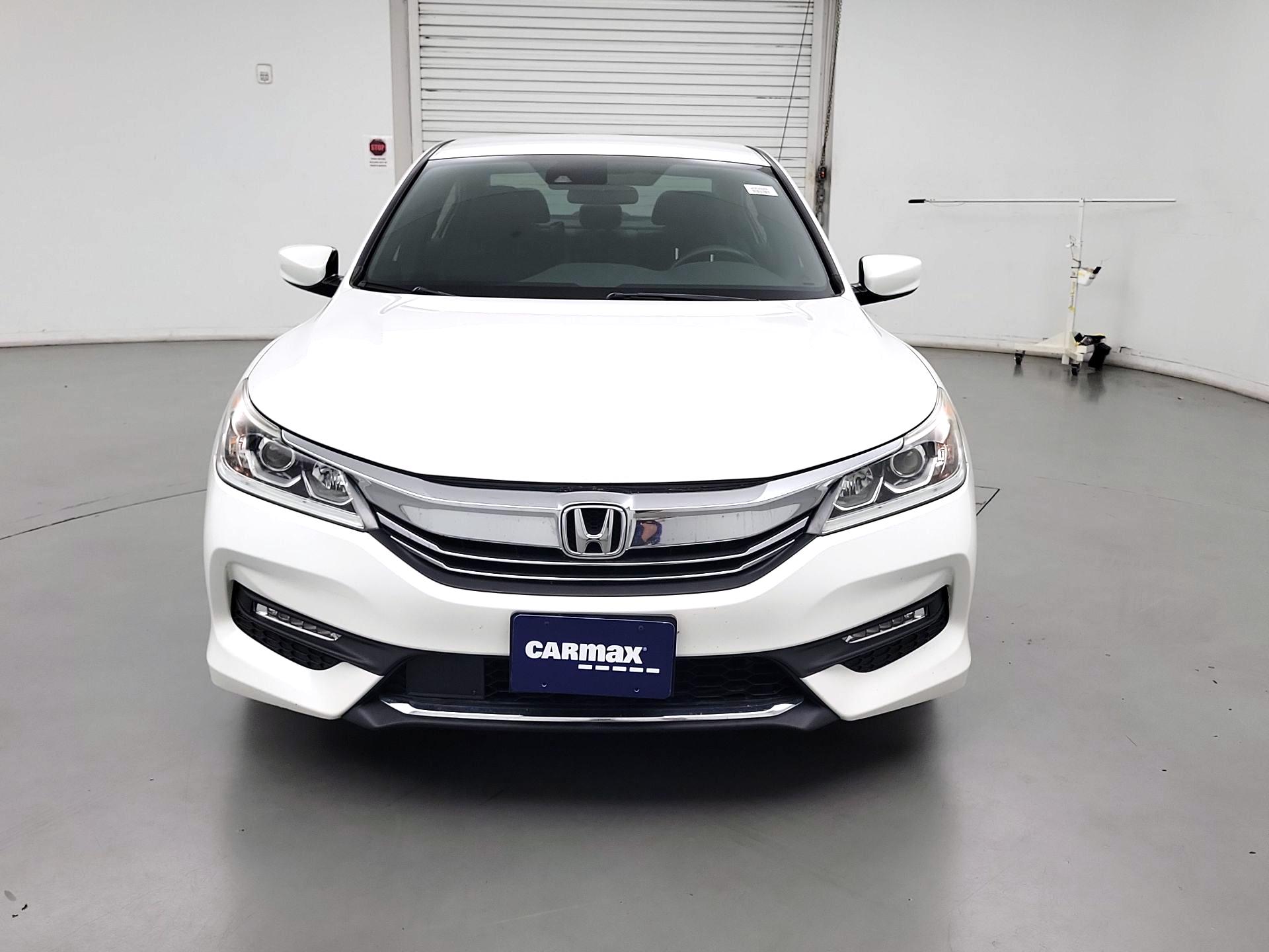 Thumbnail: 2016 Honda Accord - 2
