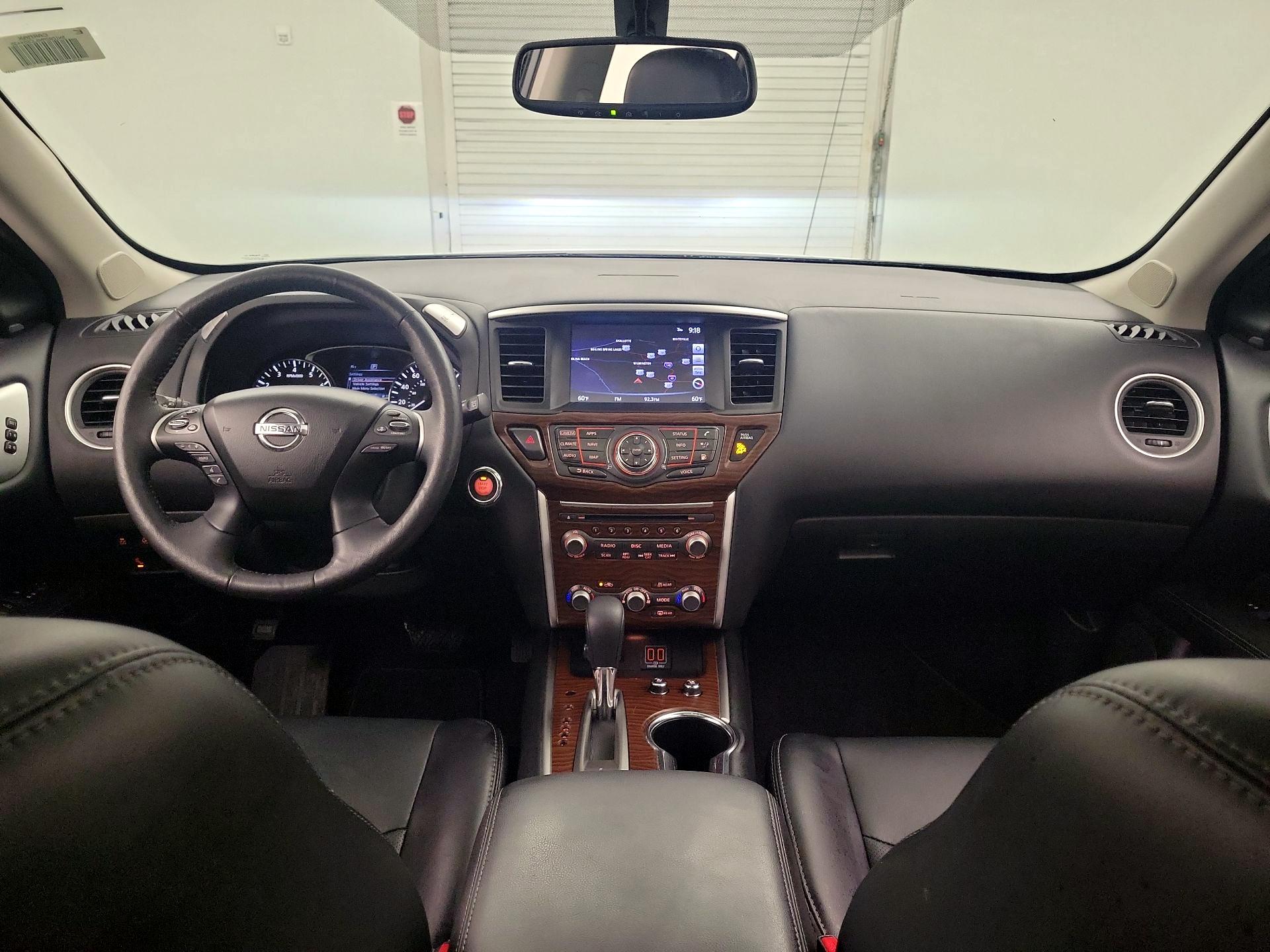 Thumbnail: 2018 Nissan Pathfinder - 9
