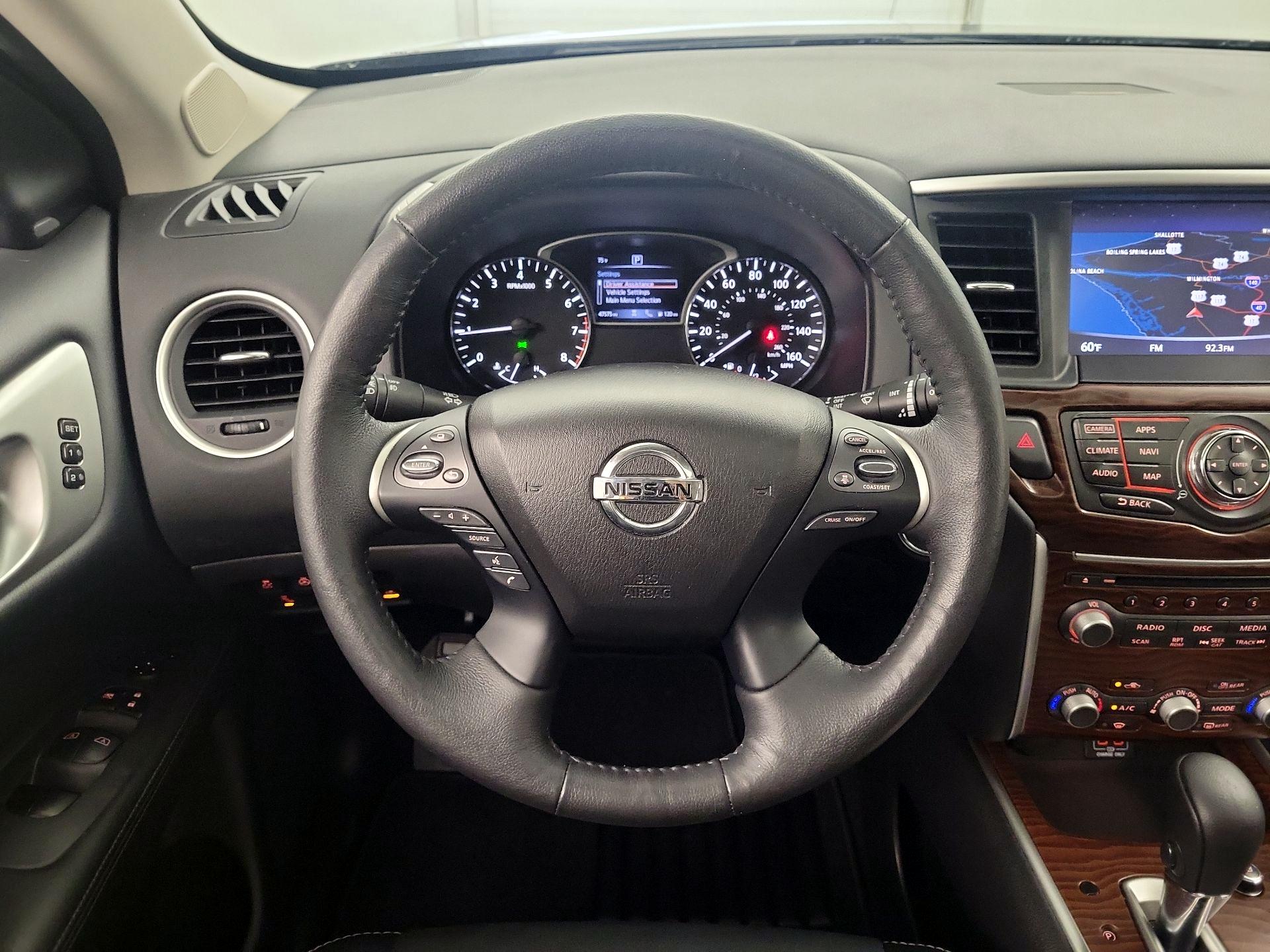 Thumbnail: 2018 Nissan Pathfinder - 10