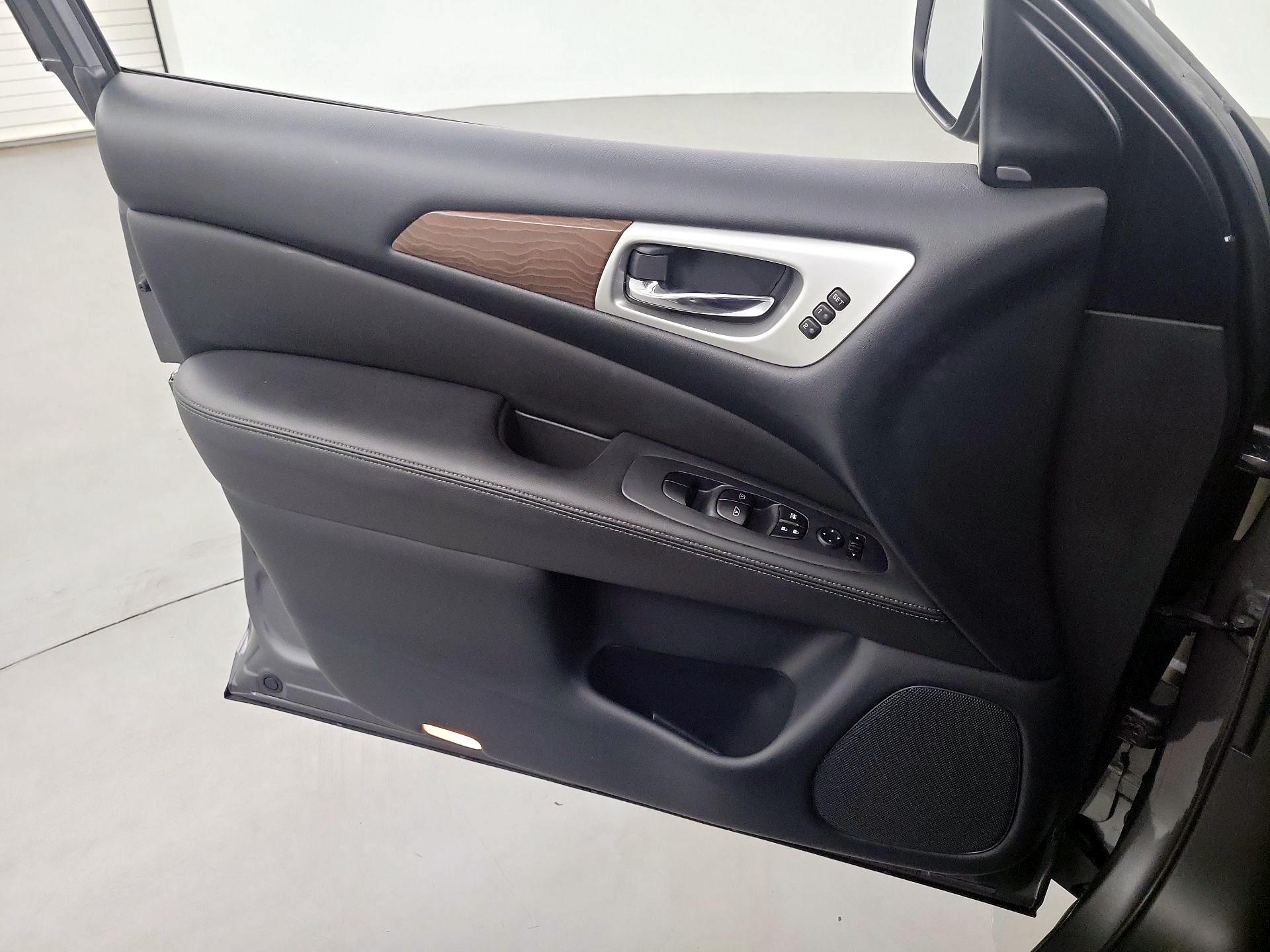 Thumbnail: 2018 Nissan Pathfinder - 12