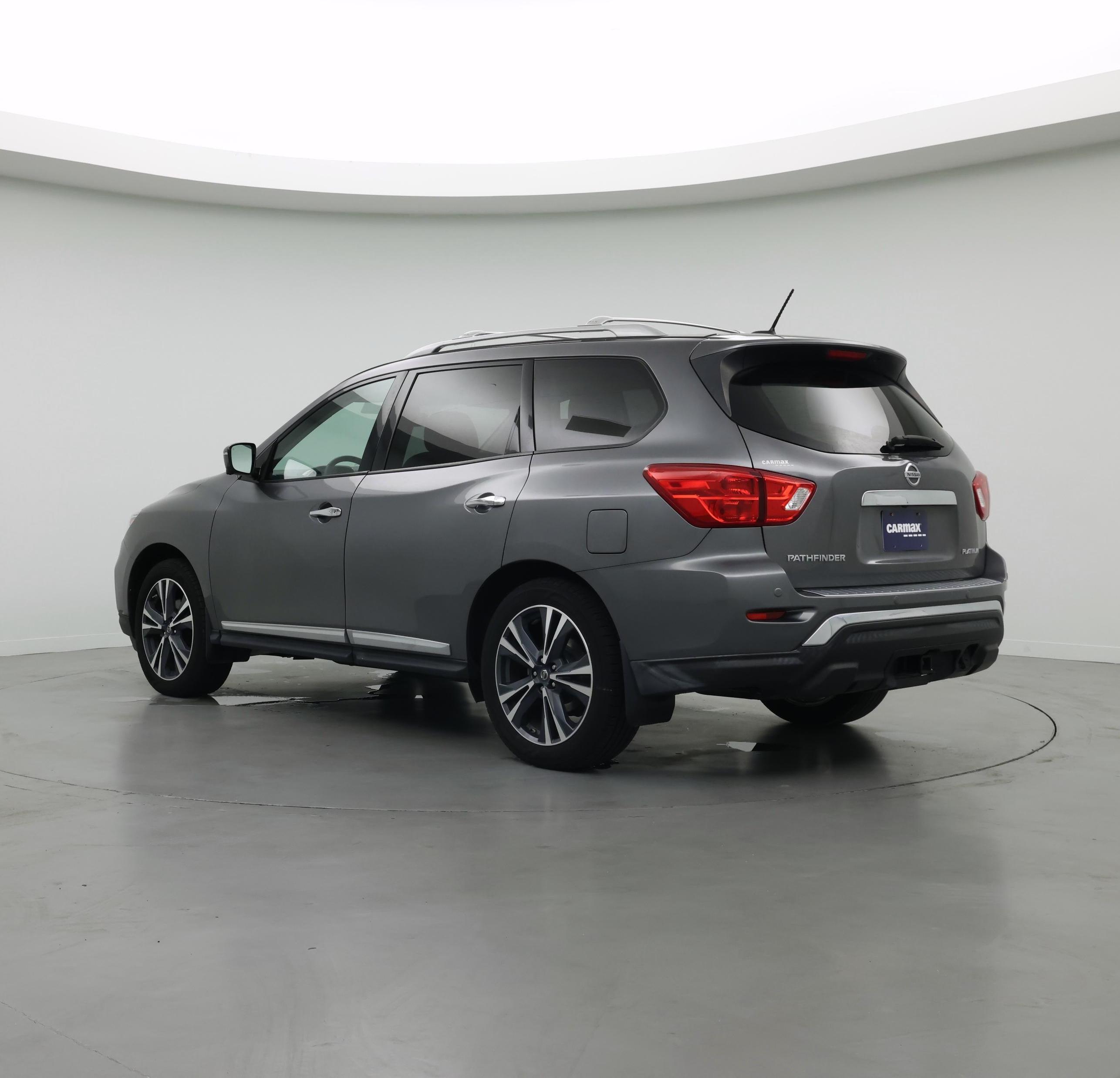 Thumbnail: 2018 Nissan Pathfinder - 2