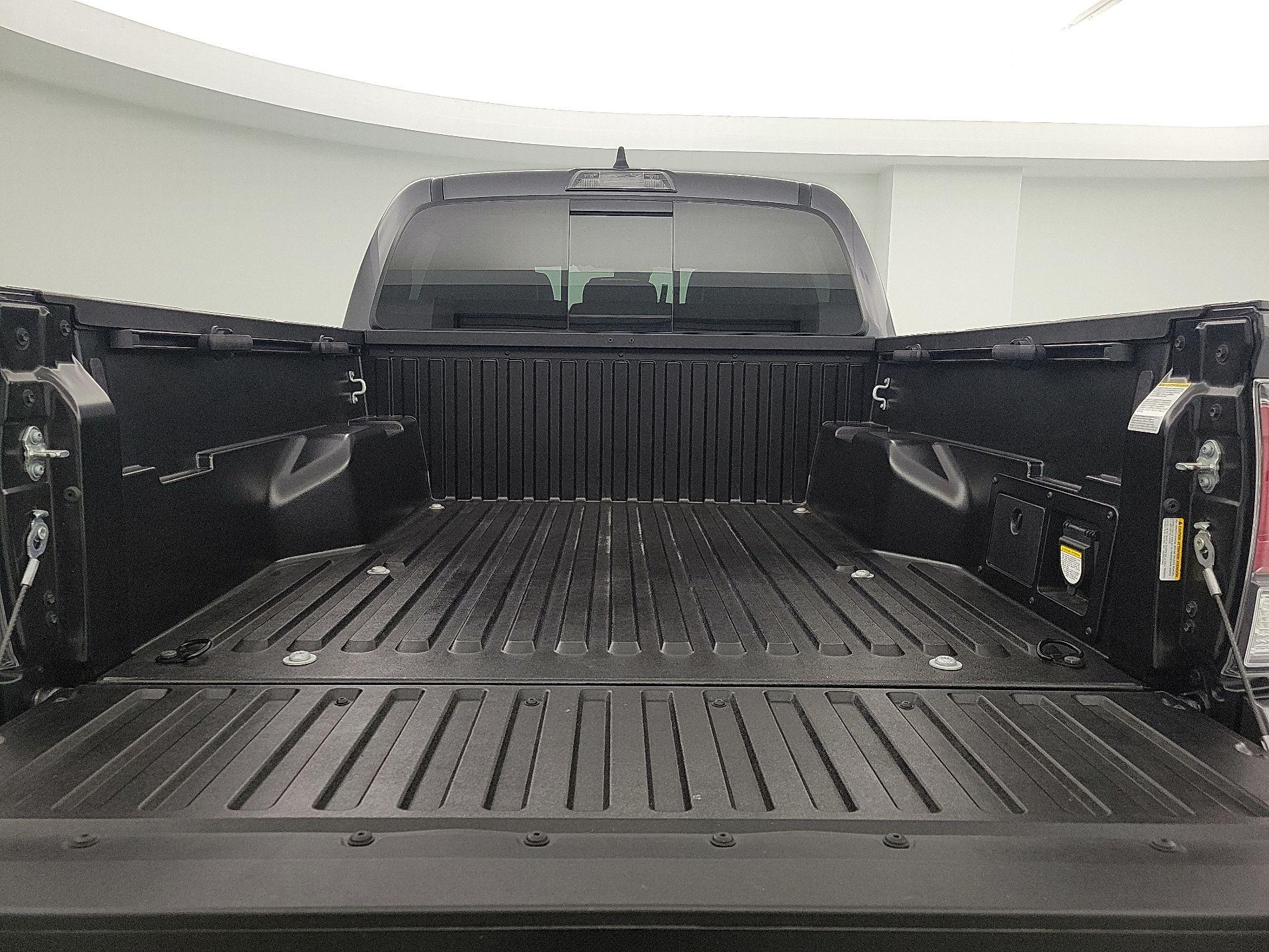 Thumbnail: 2023 Toyota Tacoma - 20