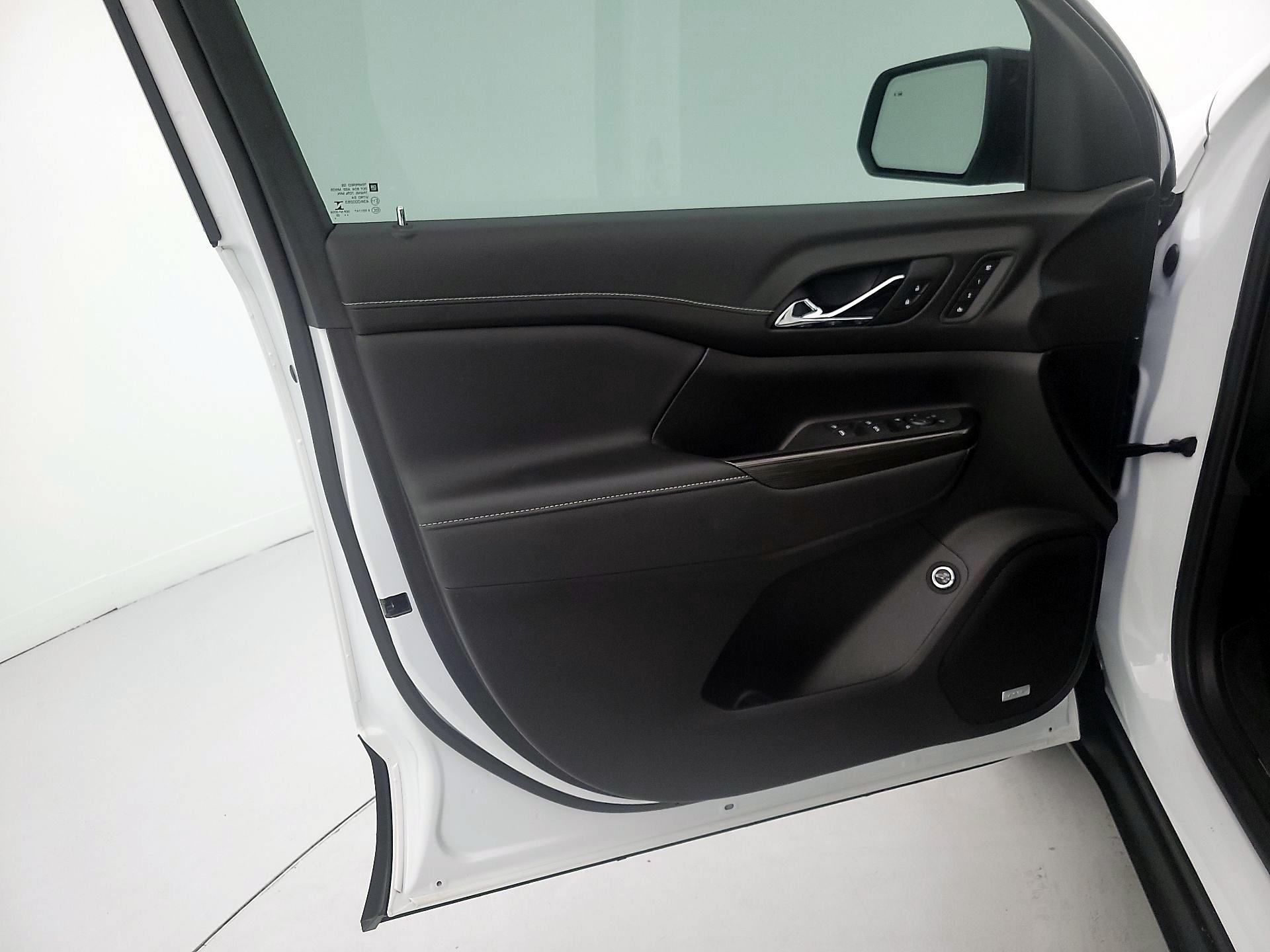 Thumbnail: 2023 GMC Acadia - 12