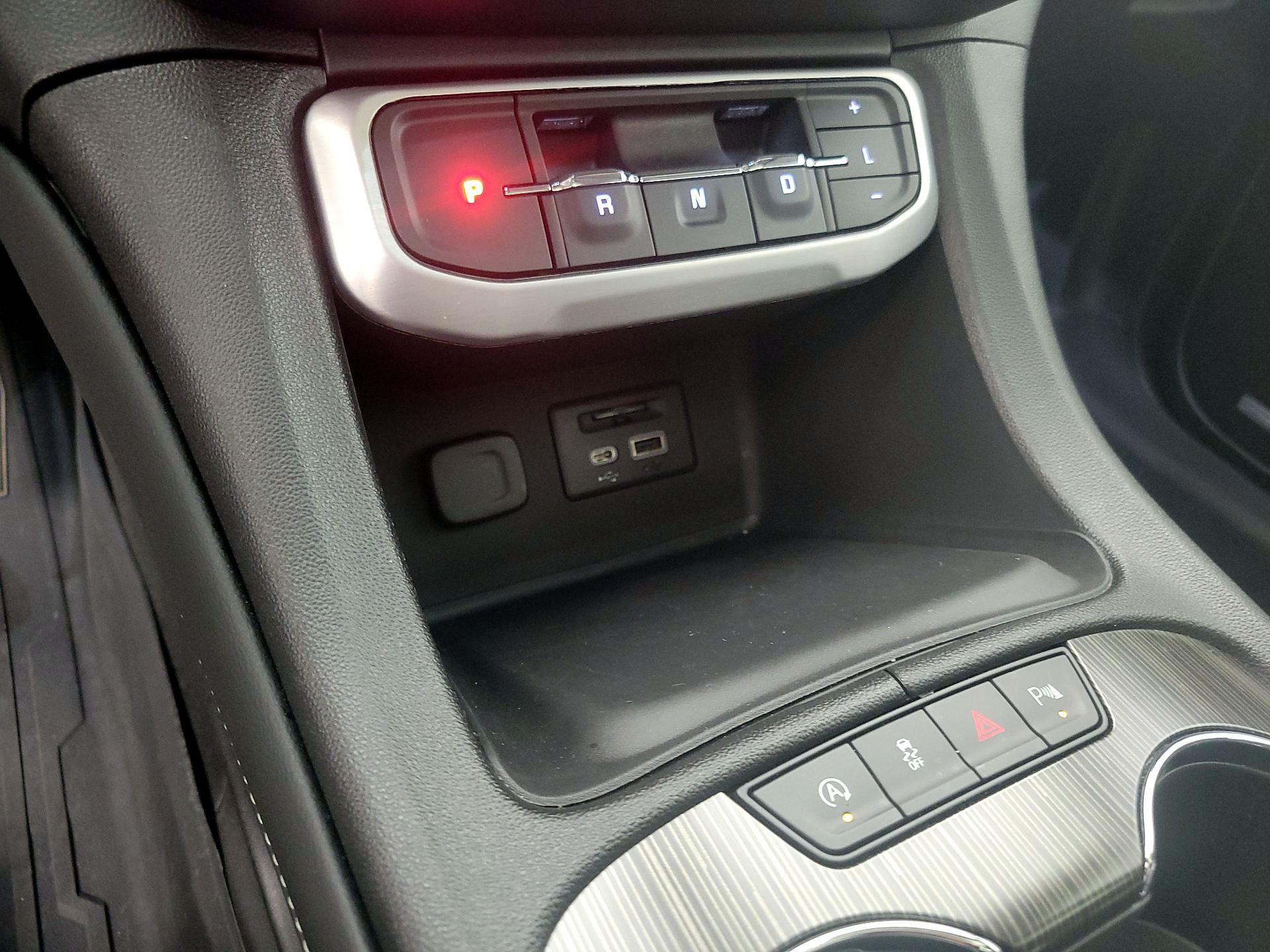Thumbnail: 2023 GMC Acadia - 18